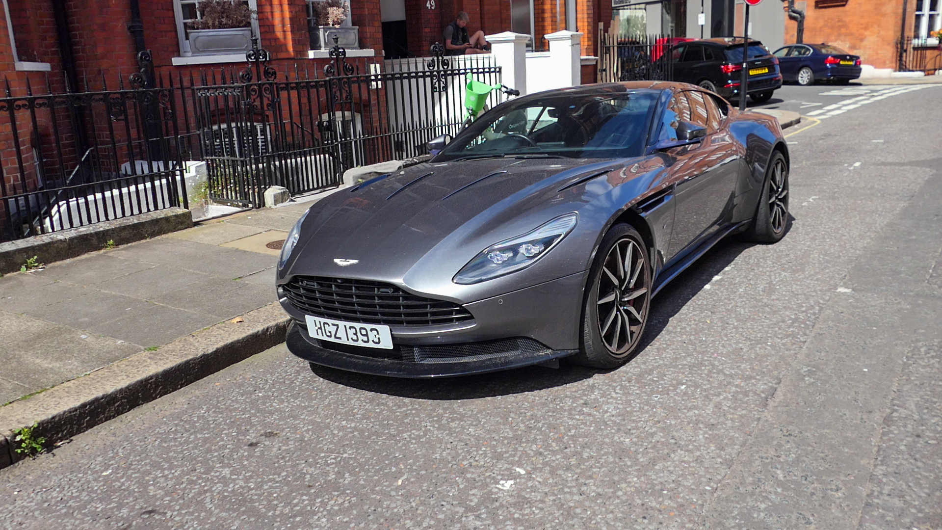 Aston Martin DB11 - HGZI393 (GB)