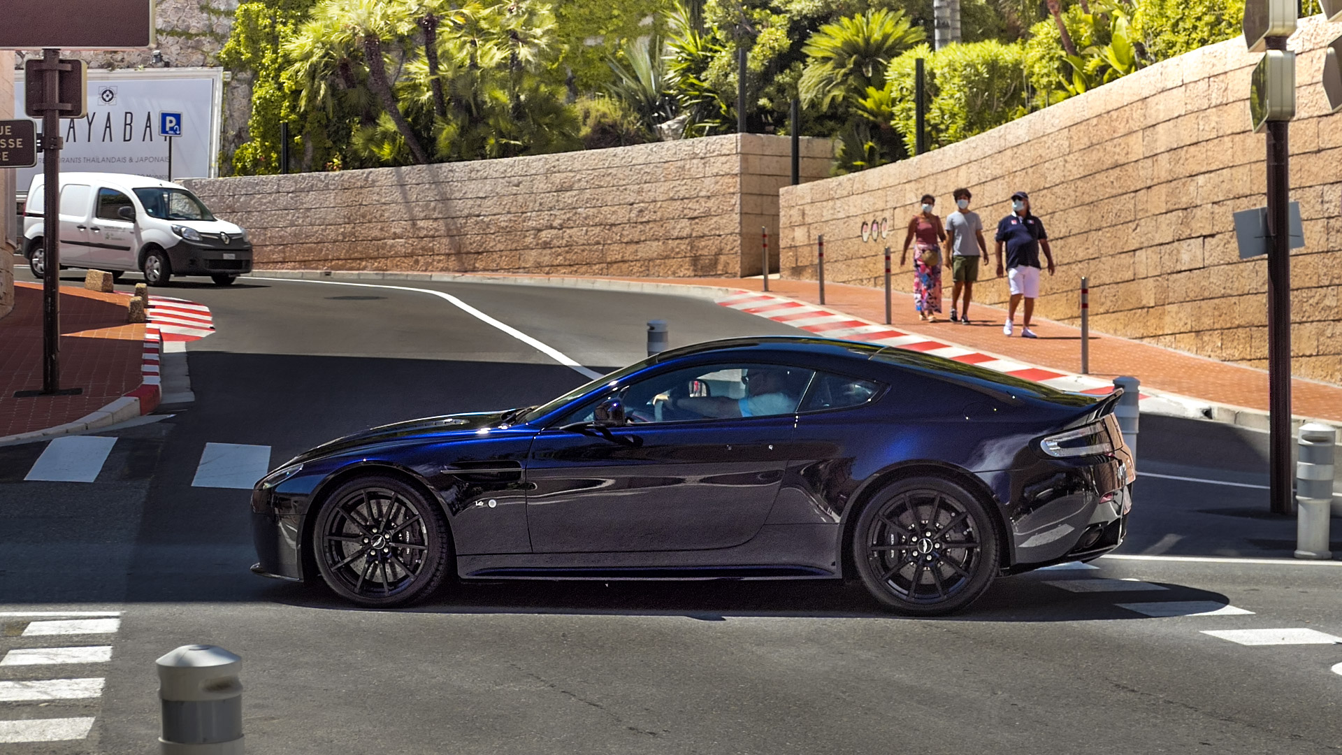 Aston Martin Vantage V12 - C803 (MC)