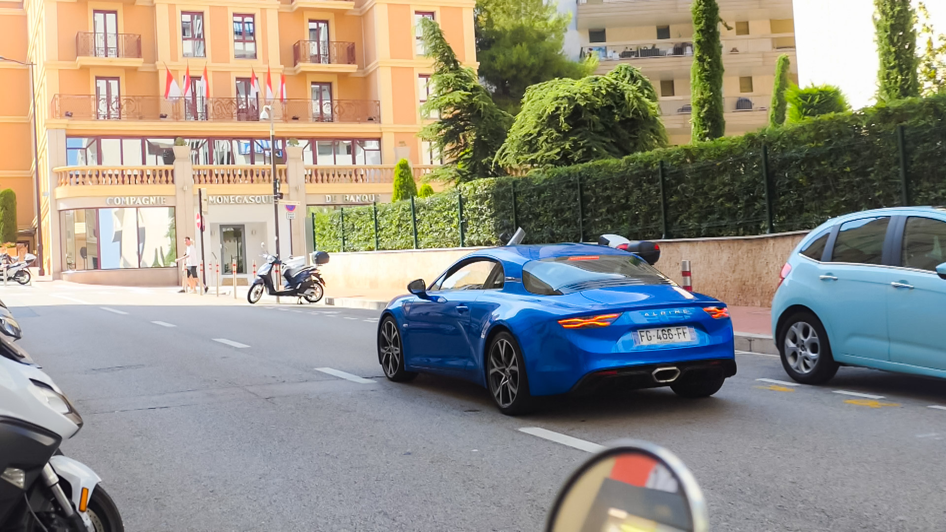 Alpine A110 - FG466FF-06 (FRA)