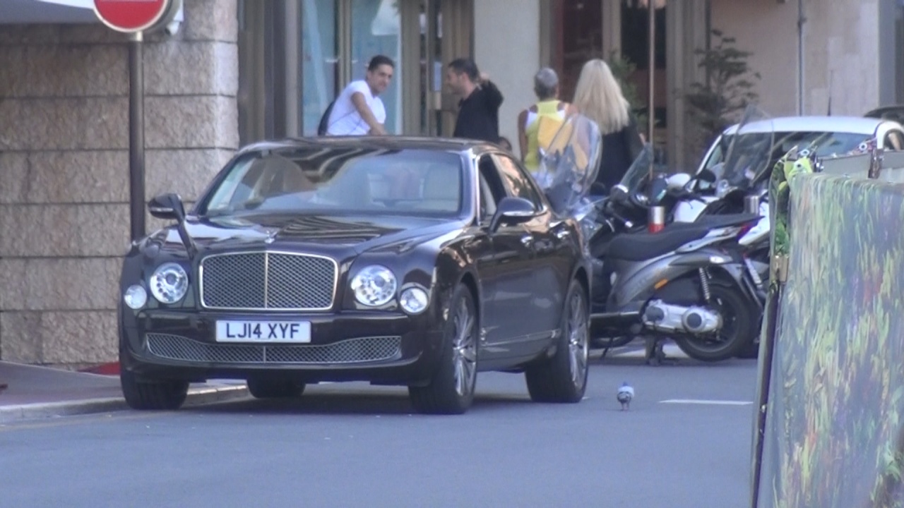 Bentley Mulsanne - LJ14XYF (GB)
