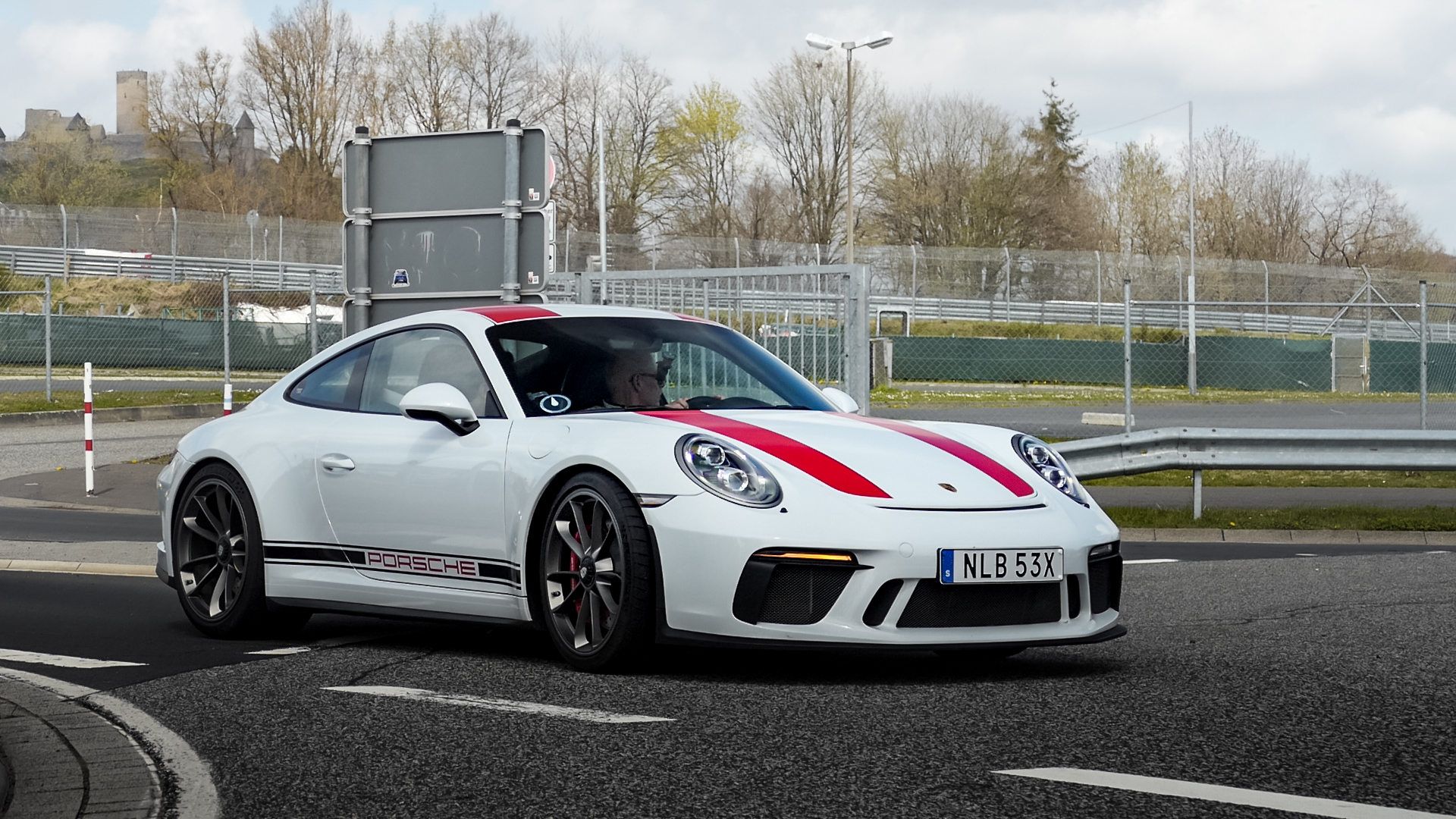 Porsche 991 GT3 Touring - NLB53X (SWE)