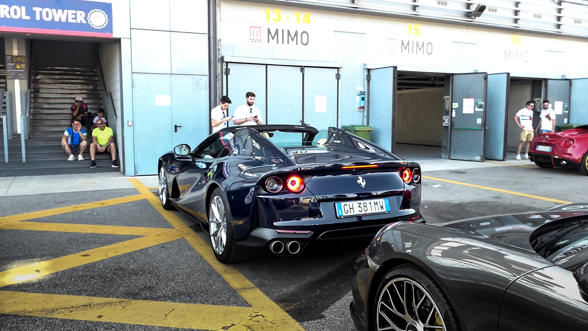 Ferrari 812 GTS - GH381MW (ITA)