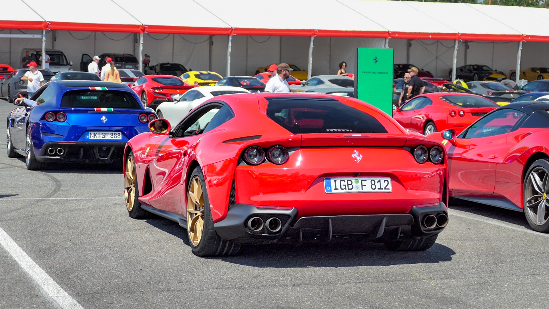 Ferrari 812 Superfast - IGB-F812