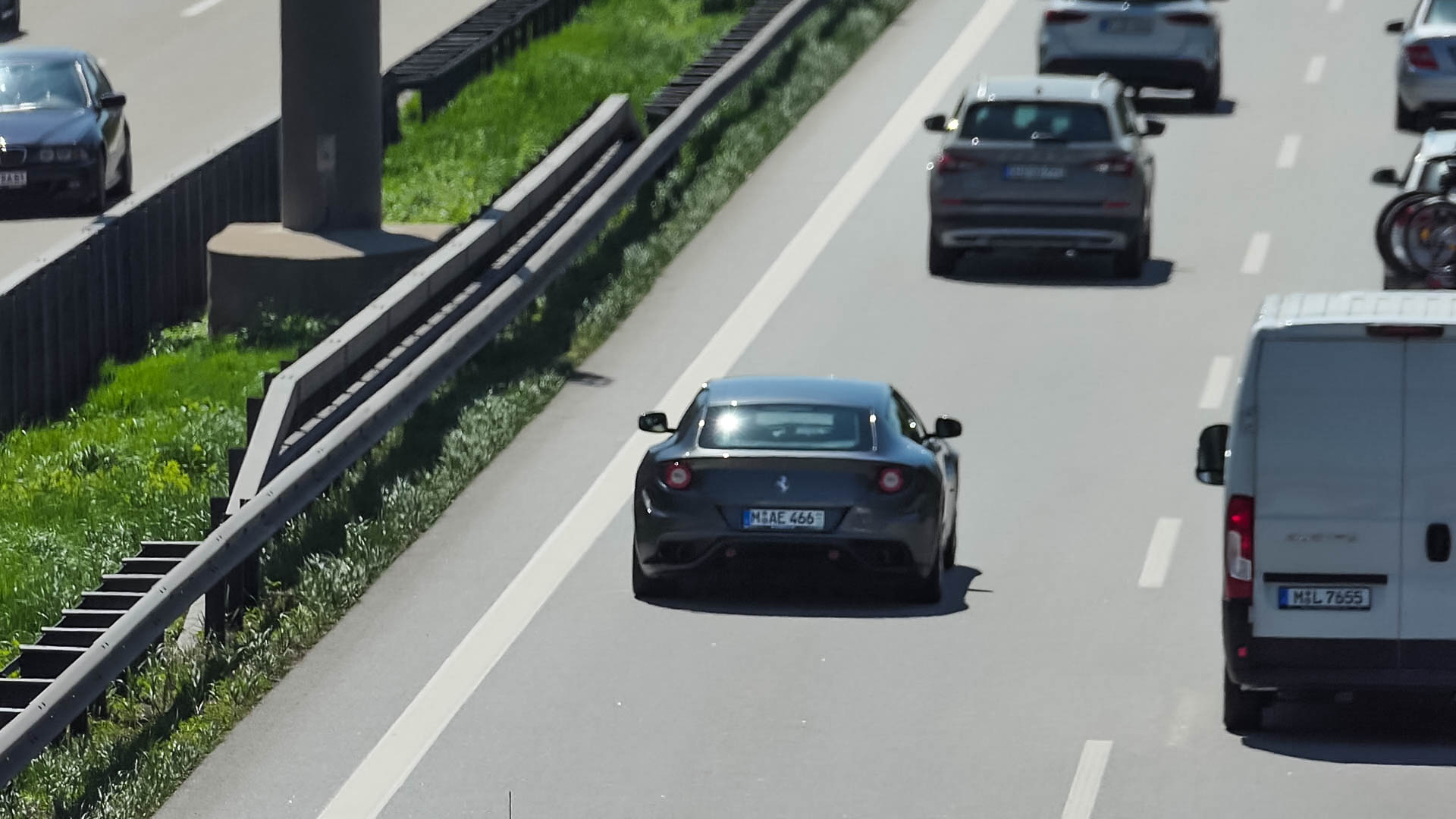 Ferrari FF - M-AE466
