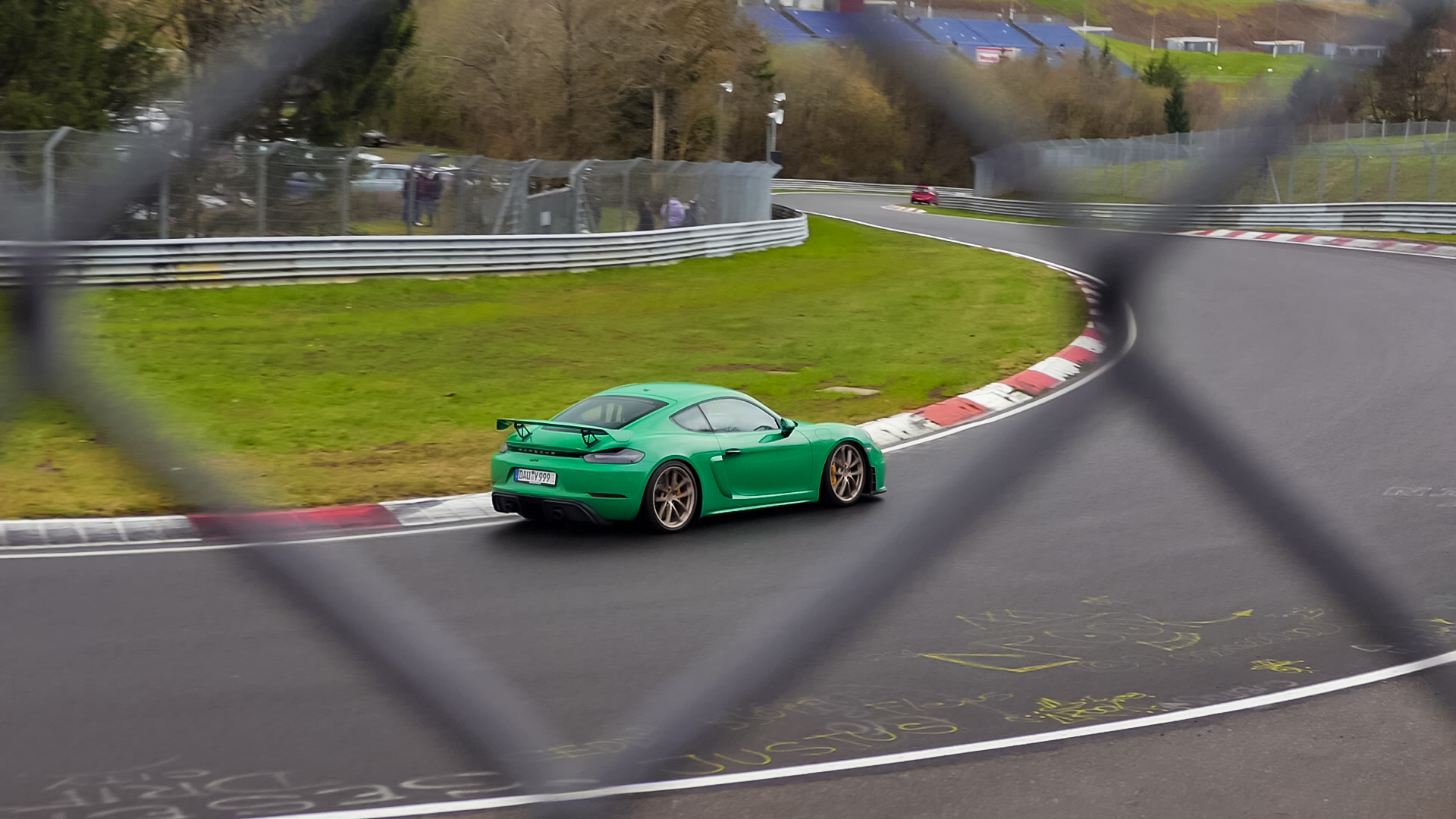 Porsche Cayman GT4 - DAU-Y999