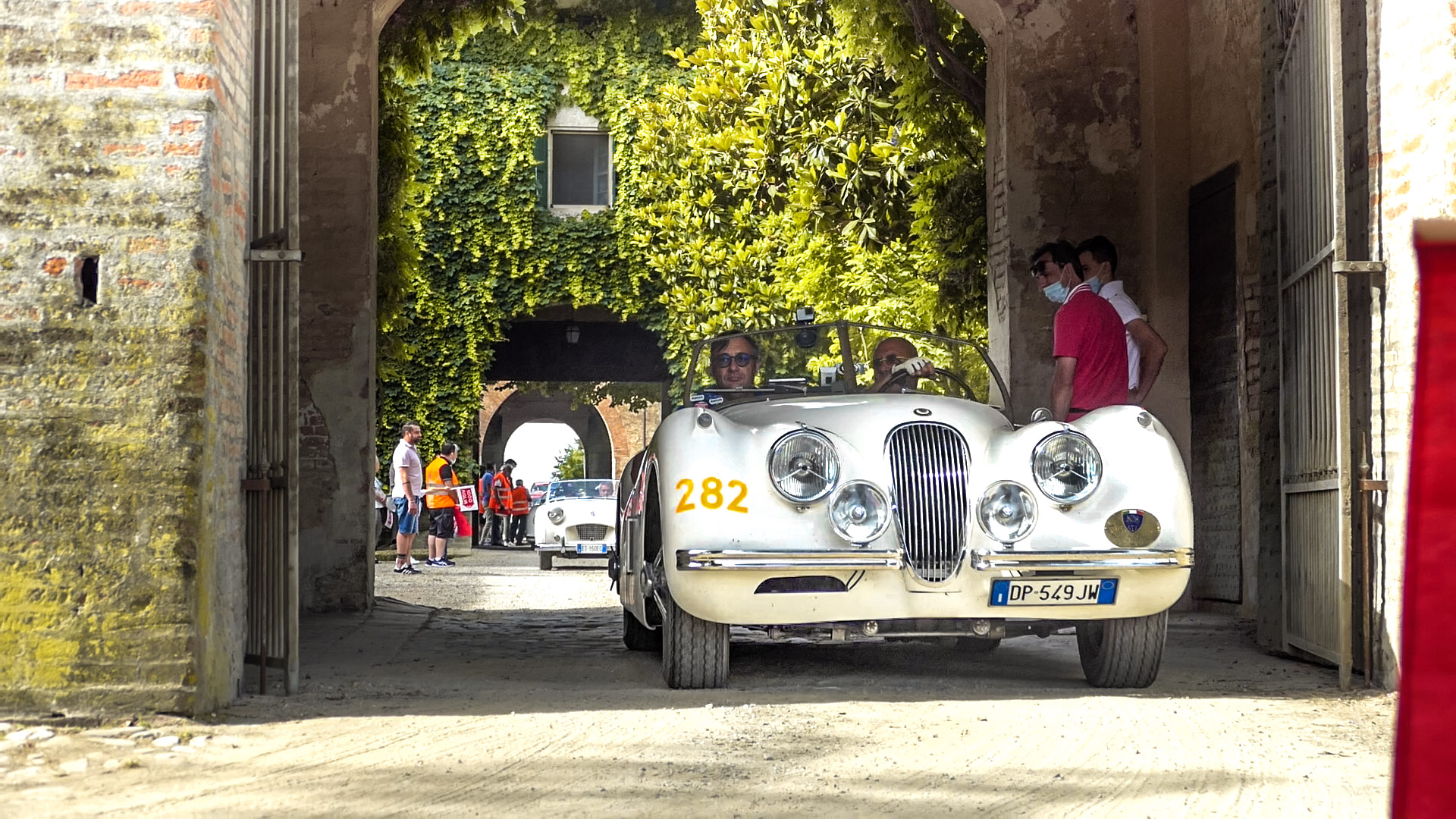 Jaguar XK 120 OTS Roadster - DP549JW (ITA)