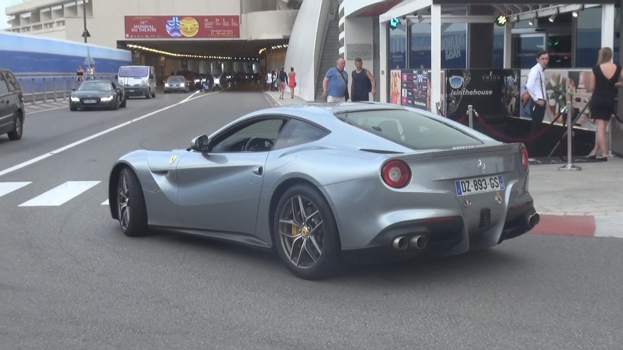 Ferrari F12 Berlinetta - DZ893GS-06 (FRA)