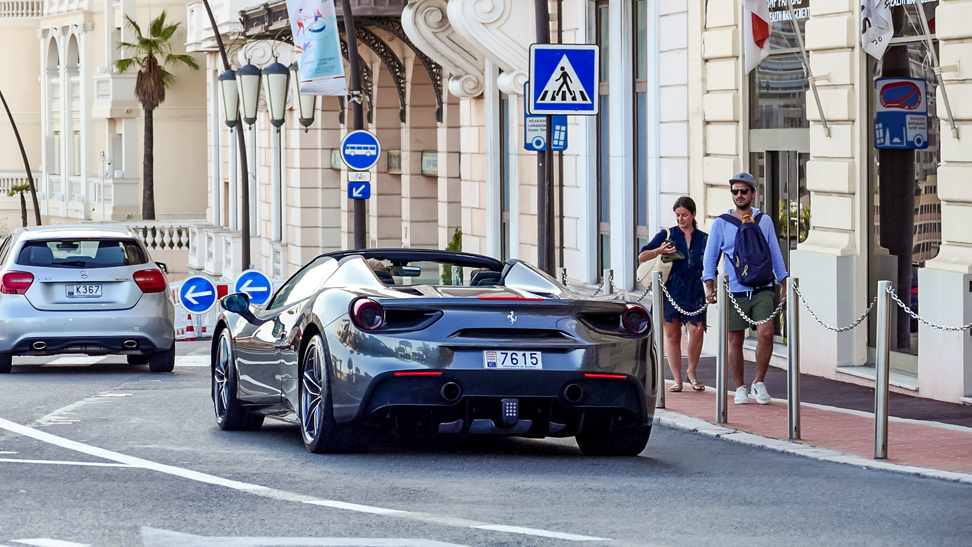 Ferrari 488 Spider - 7615 (MC)