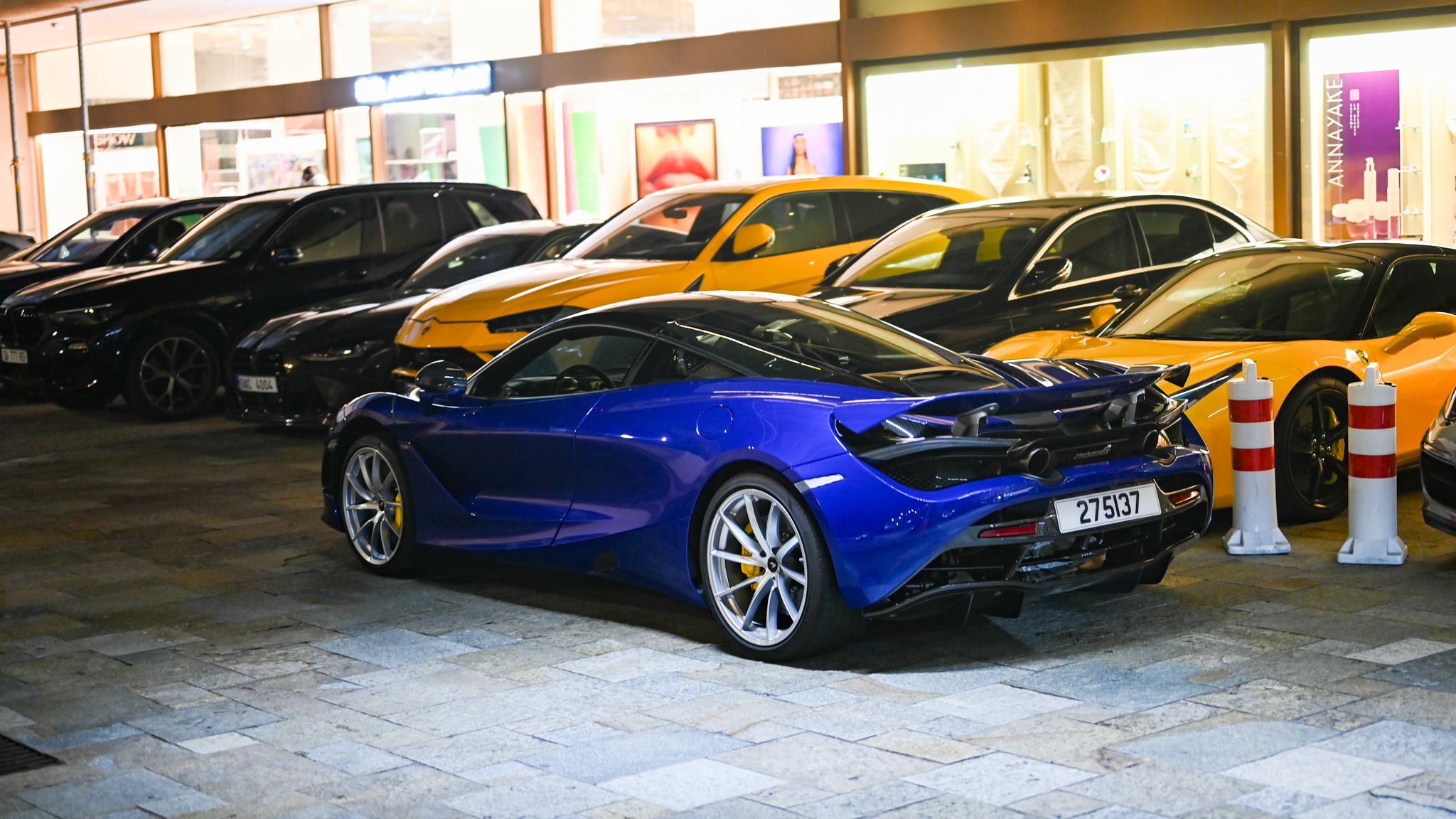 McLaren 720S - 275137 (KWT)