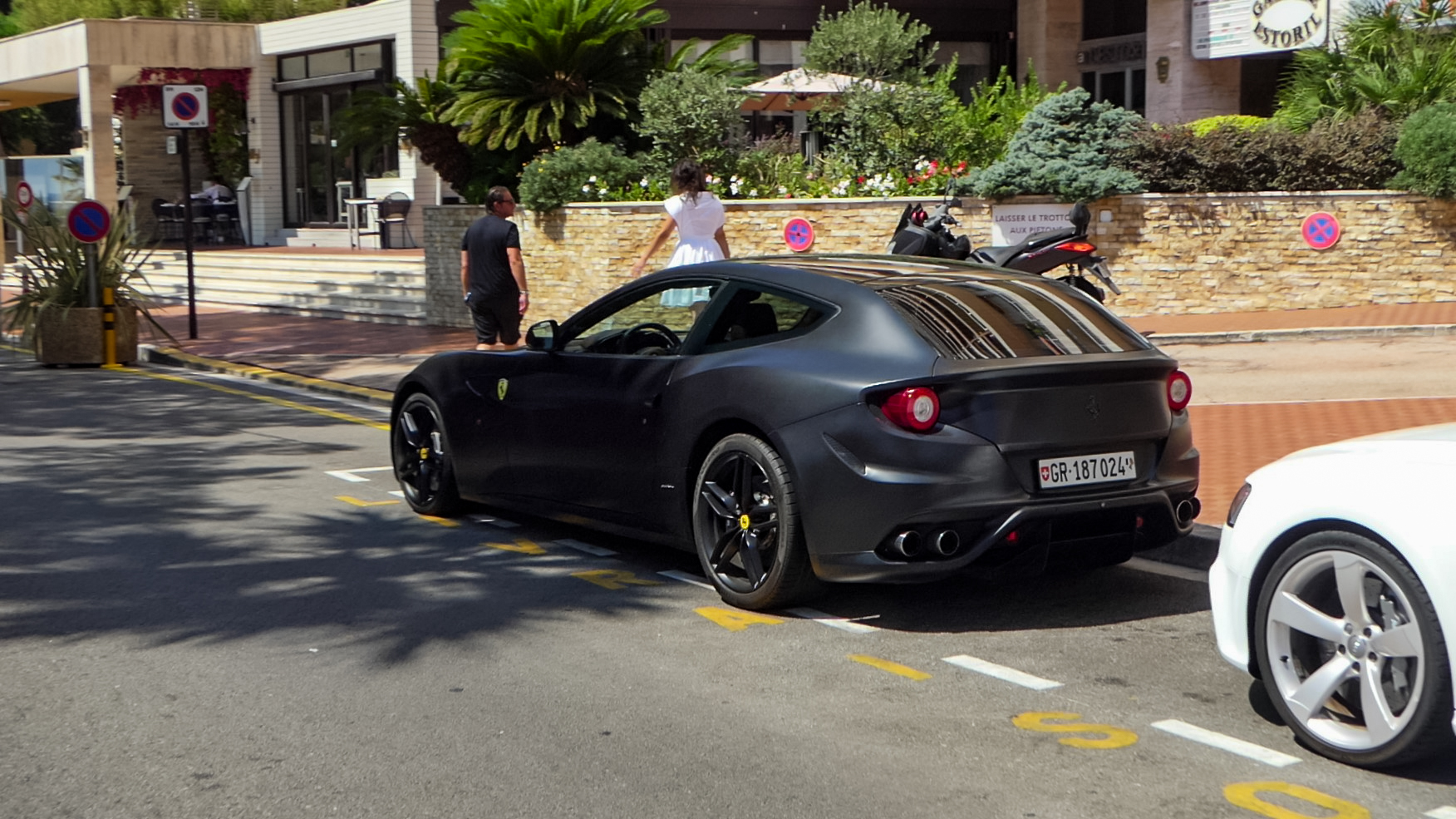 Ferrari FF - GR187024 (CH)