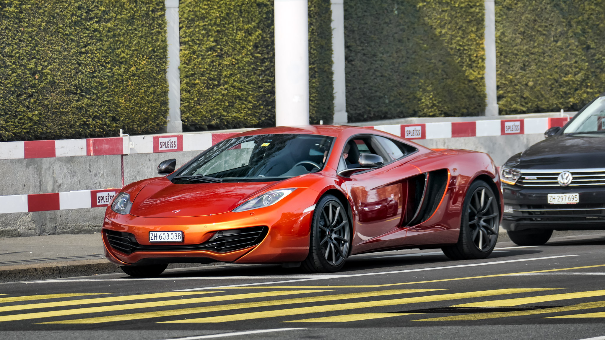 McLaren MP4-12C - ZH603038 (CH)