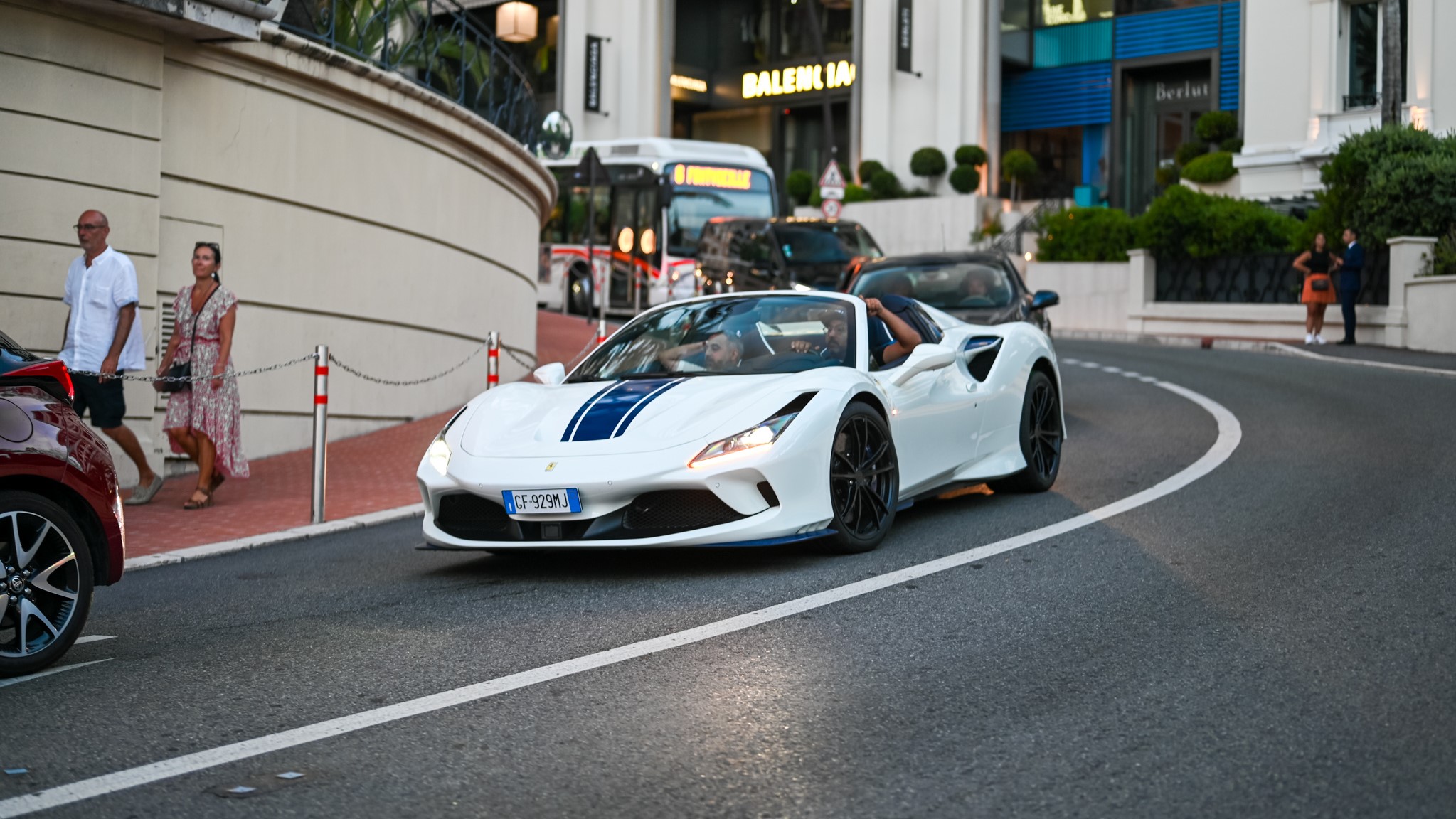 Ferrari F8 Spider - GF929MJ (ITA)