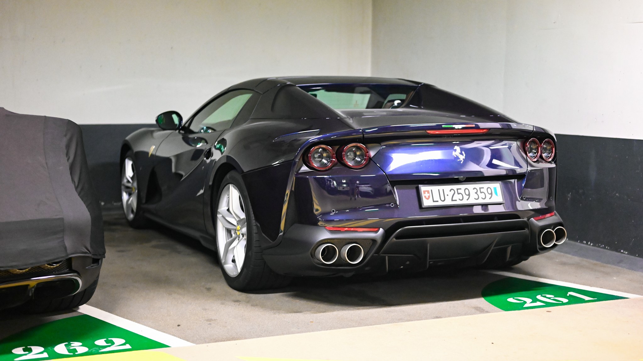 Ferrari 812 GTS - LU259359 (CH)