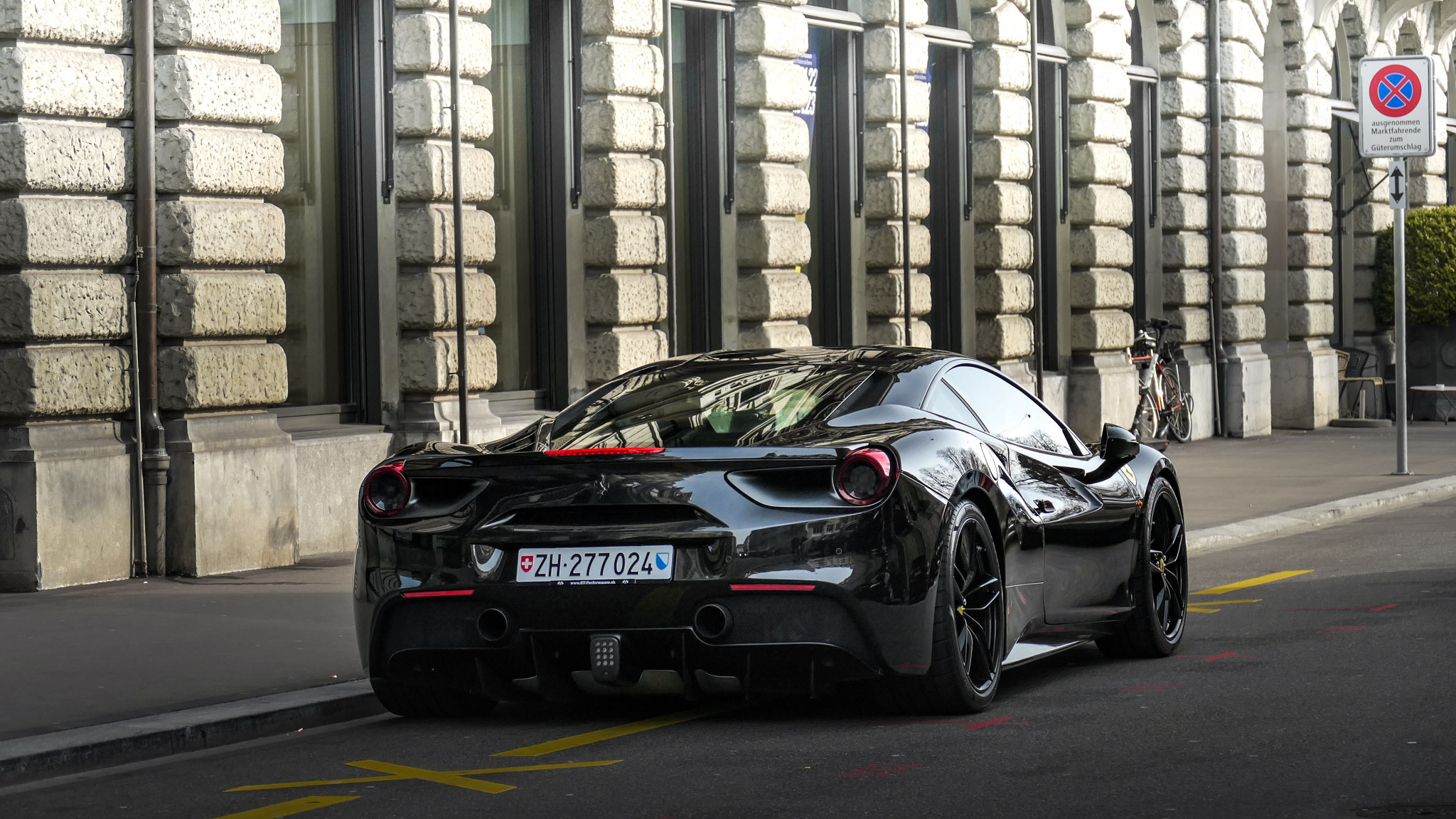 Ferrari 488 GTB - ZH277024 (CH)