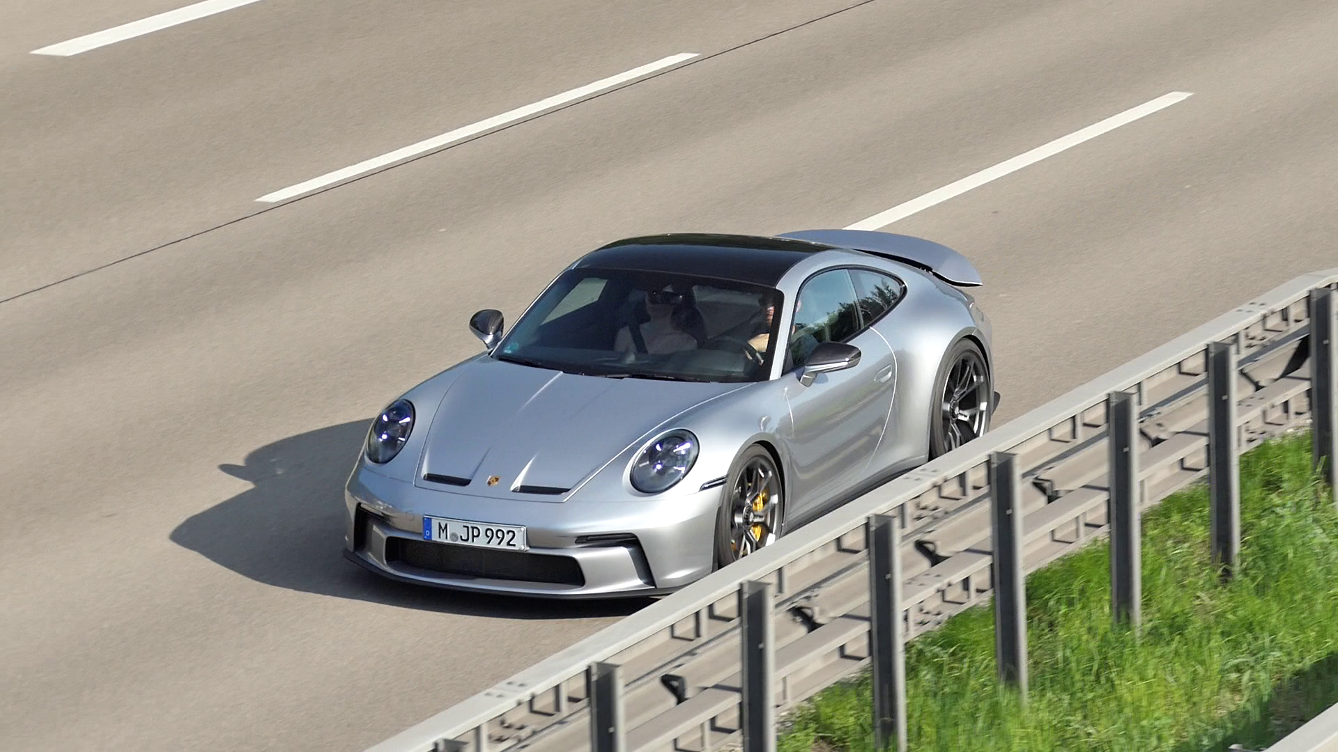 Porsche 992 GT3 Touring - M-JP992