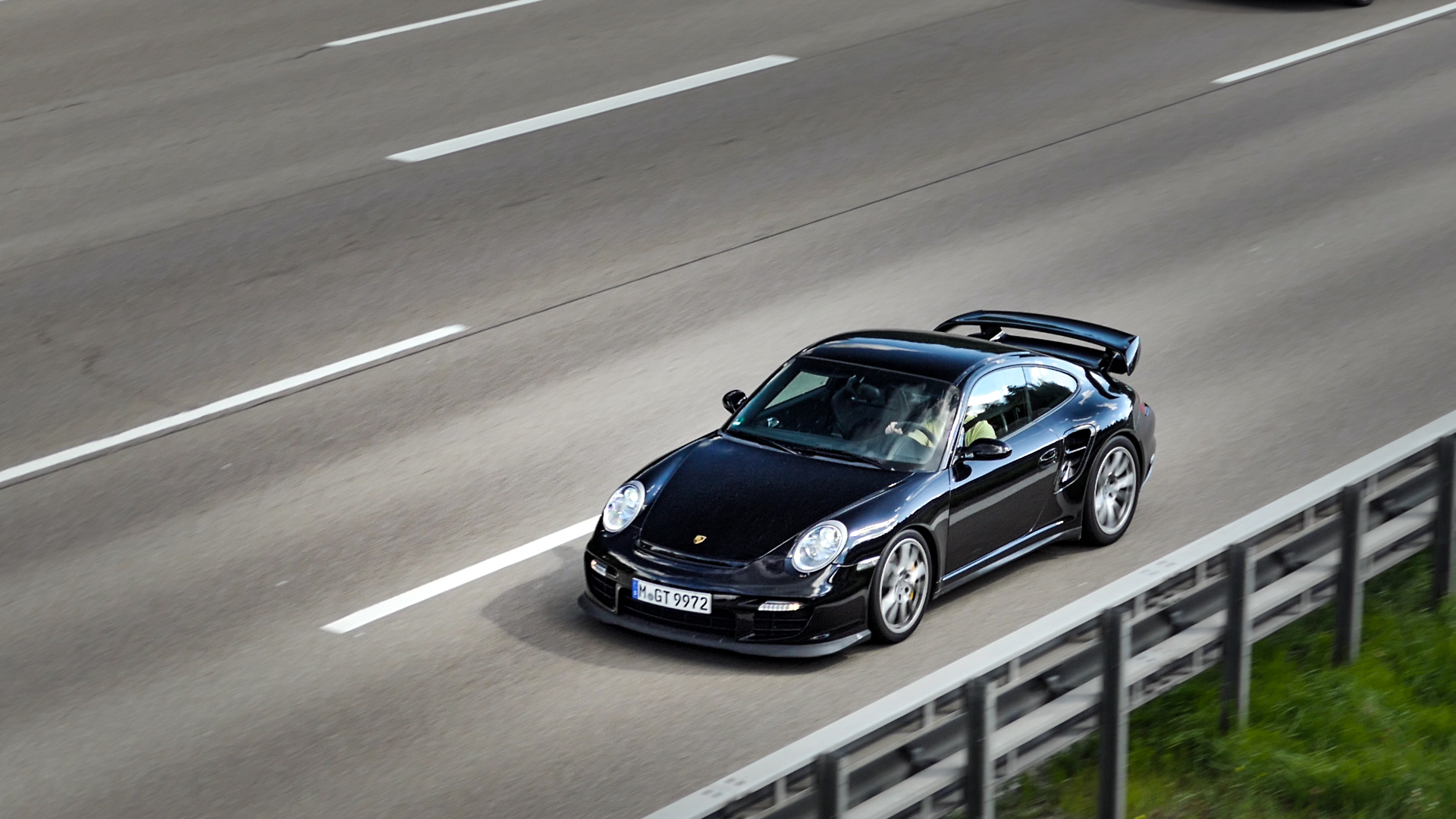 Porsche 997 GT2 - M-GT9972