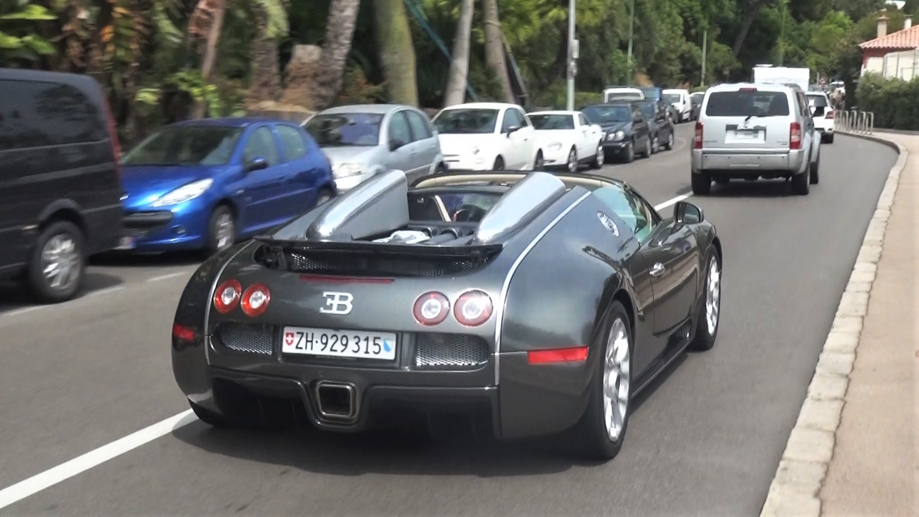 Bugatti Veyron Grand Sport - ZH929315 (CH)