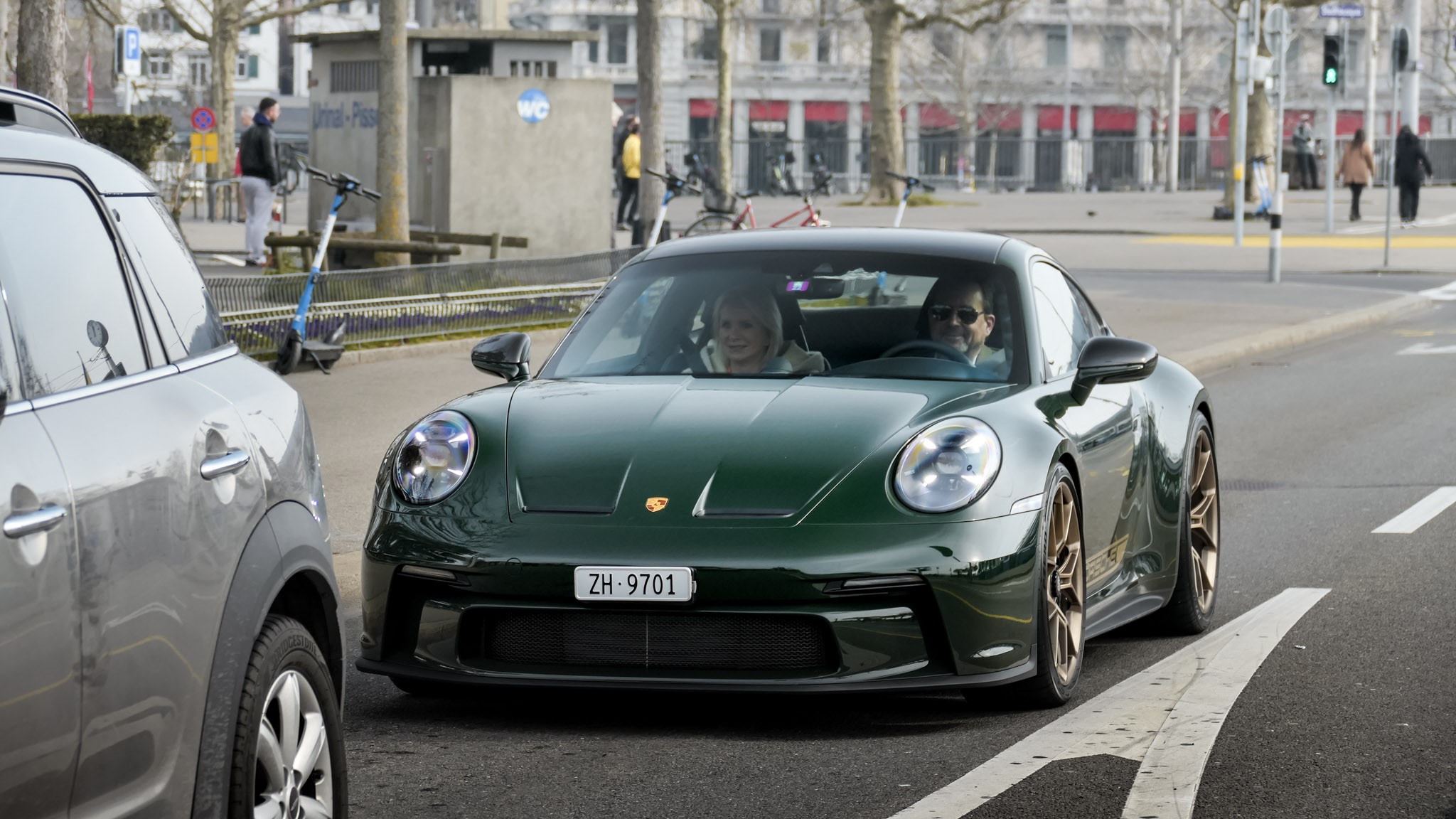 Porsche 992 GT3 Touring - ZH99701 (CH)
