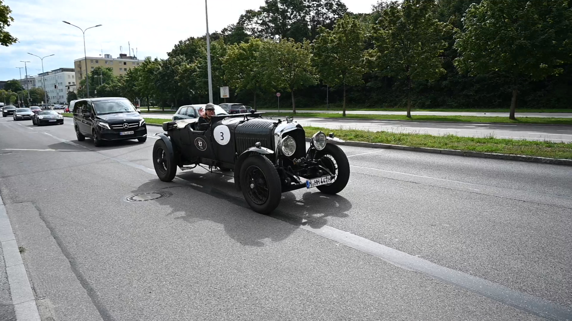 Bentley XX Litre - M-HH447H