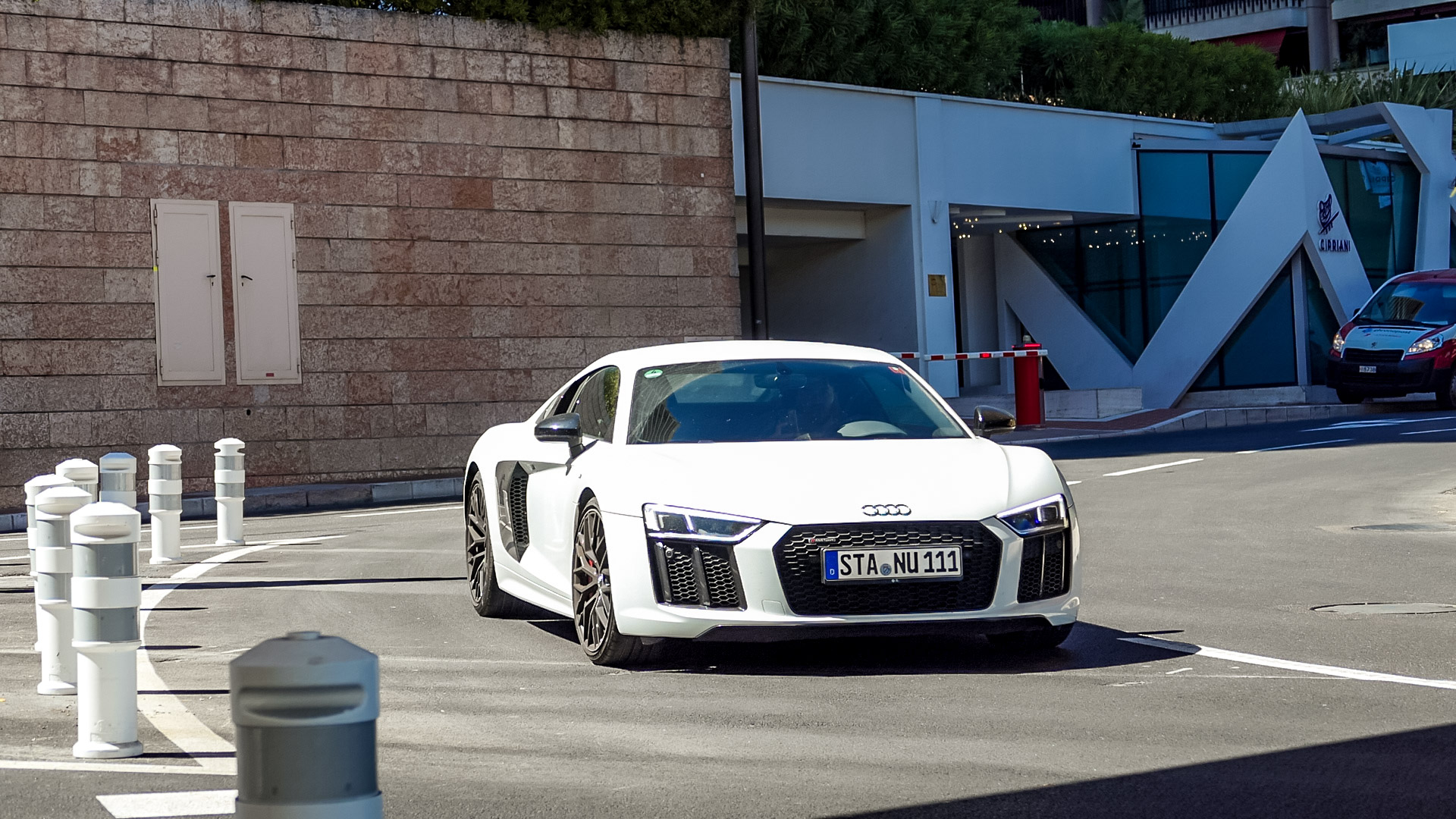 Audi R8 V10 - STA-NU111