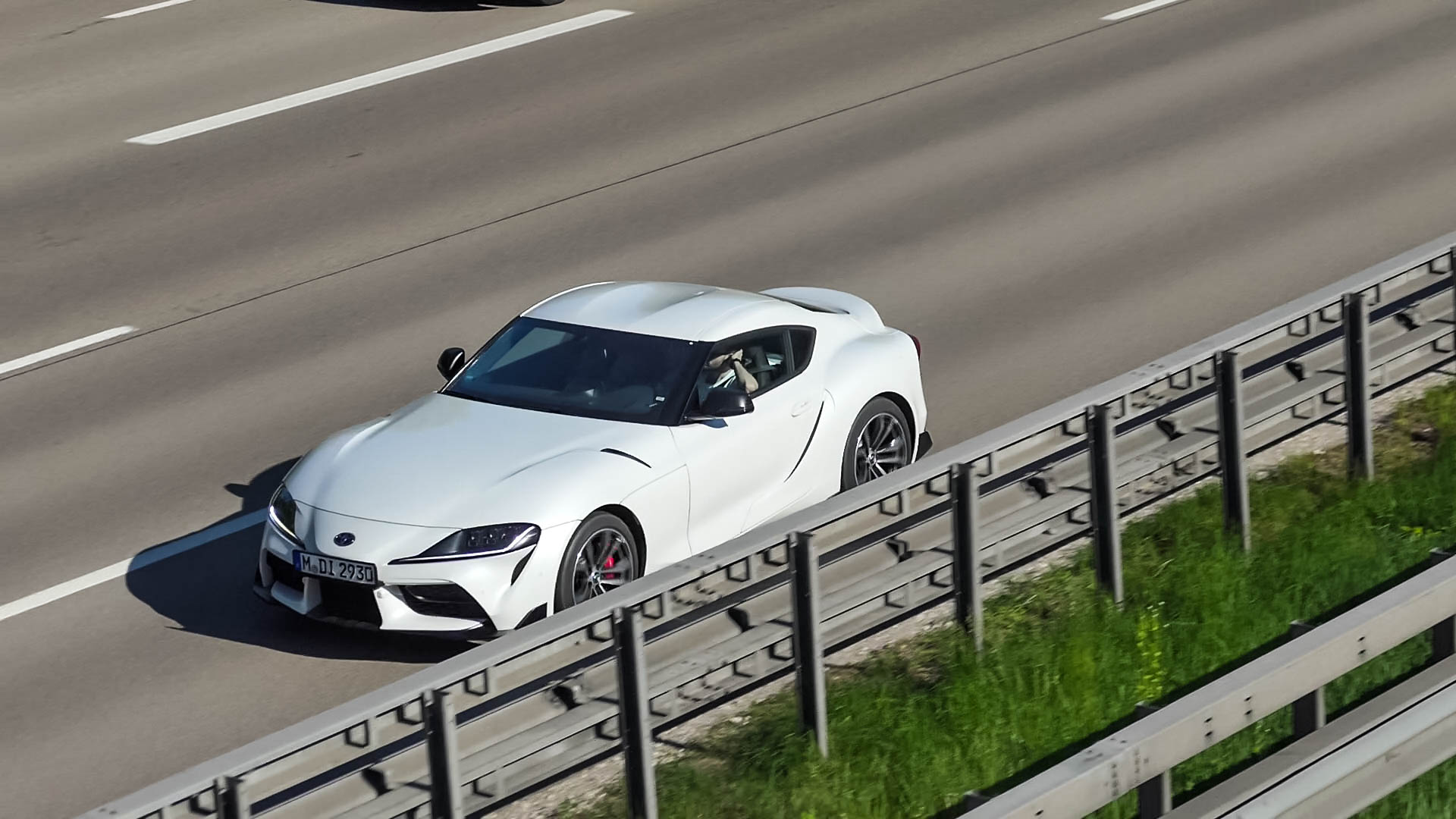 Toyota Supra - M-DI2930