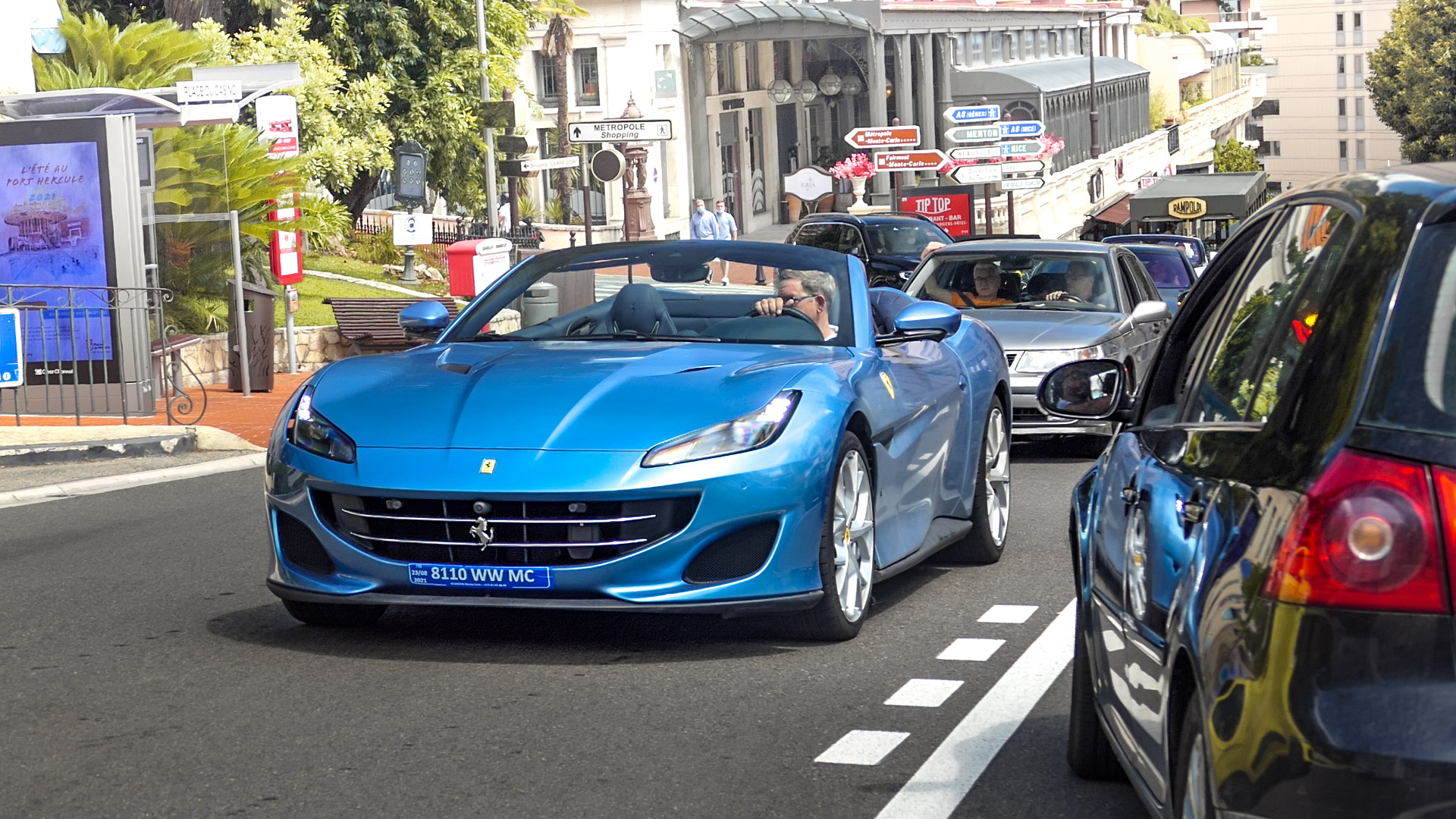 Ferrari Portofino - 8110-WW-MC (MC)