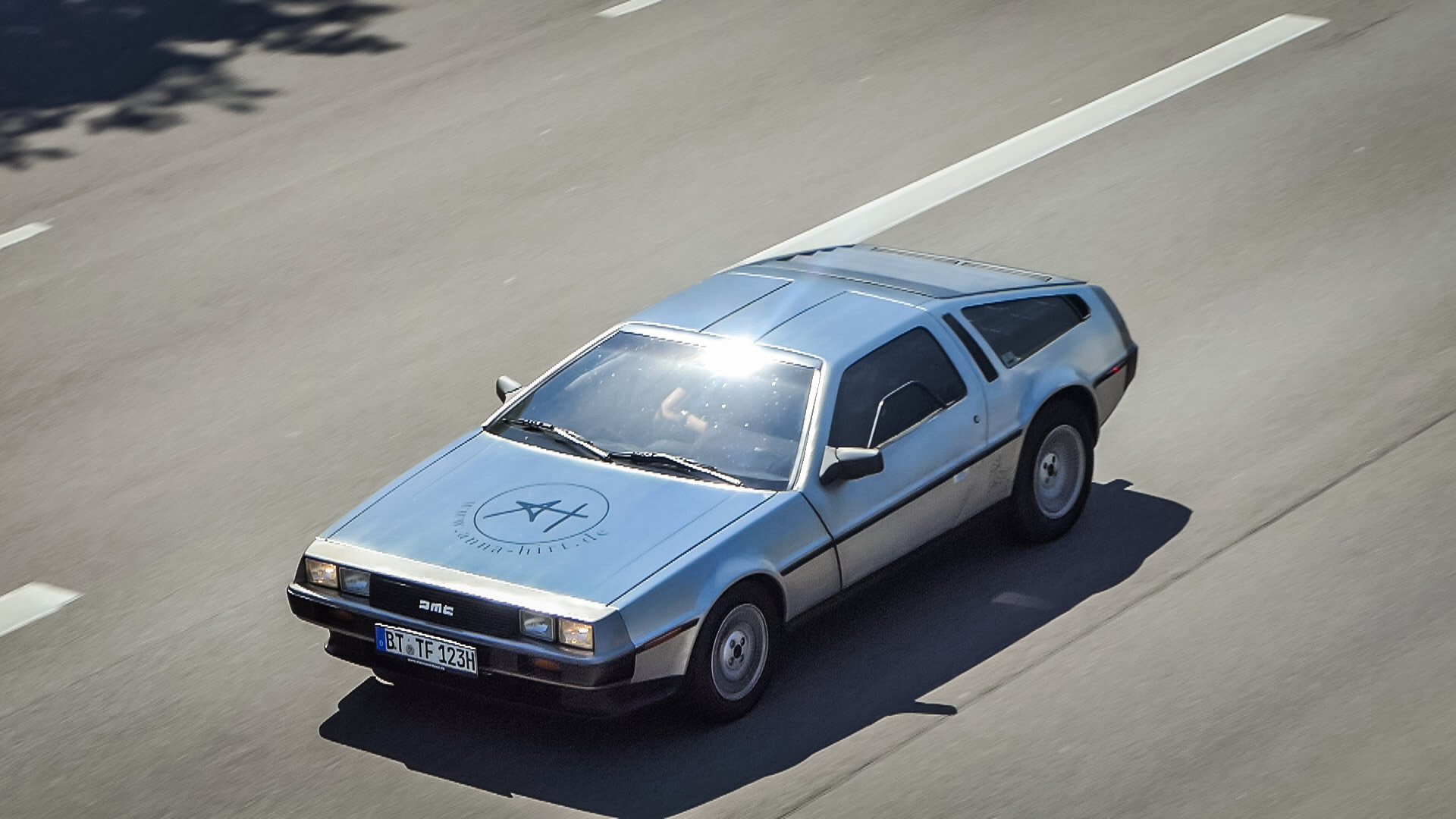 DMC 12 "Delorean" - BT-TF123H