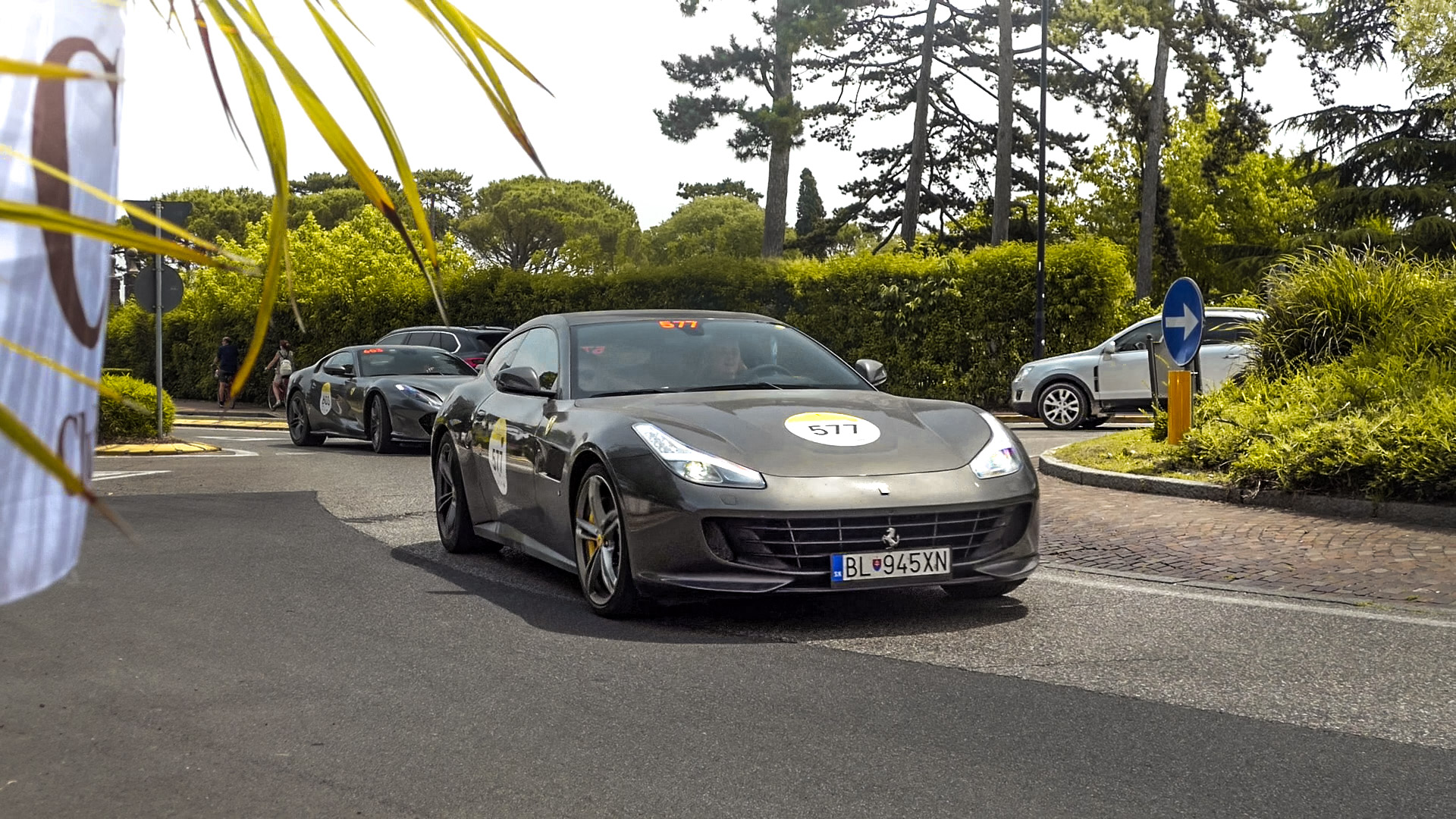 Ferrari GTC4 Lusso - BL945XN (SK)