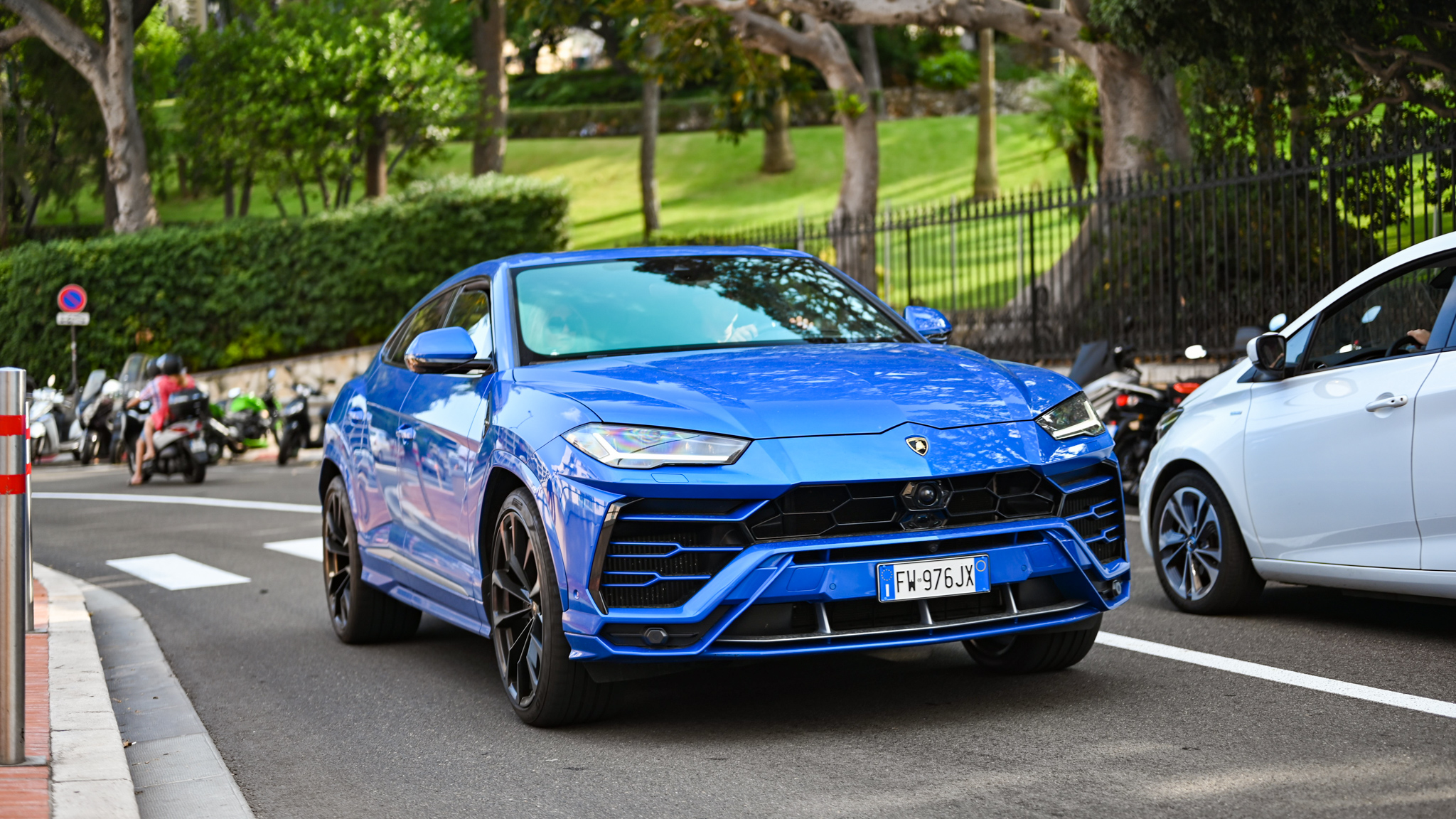 Lamborghini Urus - FW976JX (ITA)