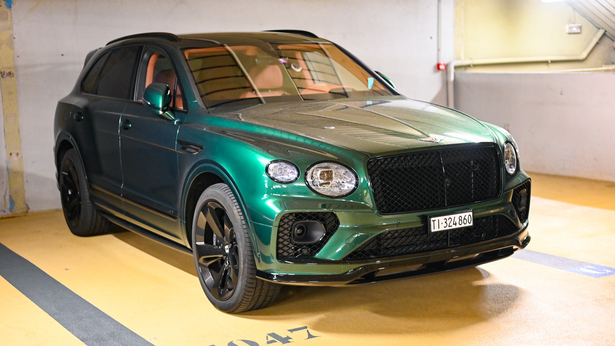 Bentley Bentayga - TI324860 (CH)