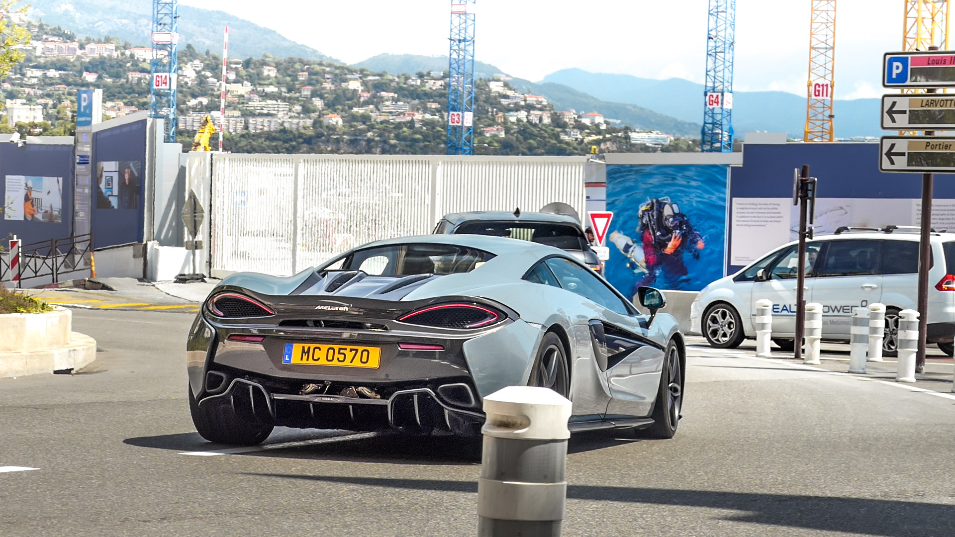 McLaren 570S - MC0570 (LIC)