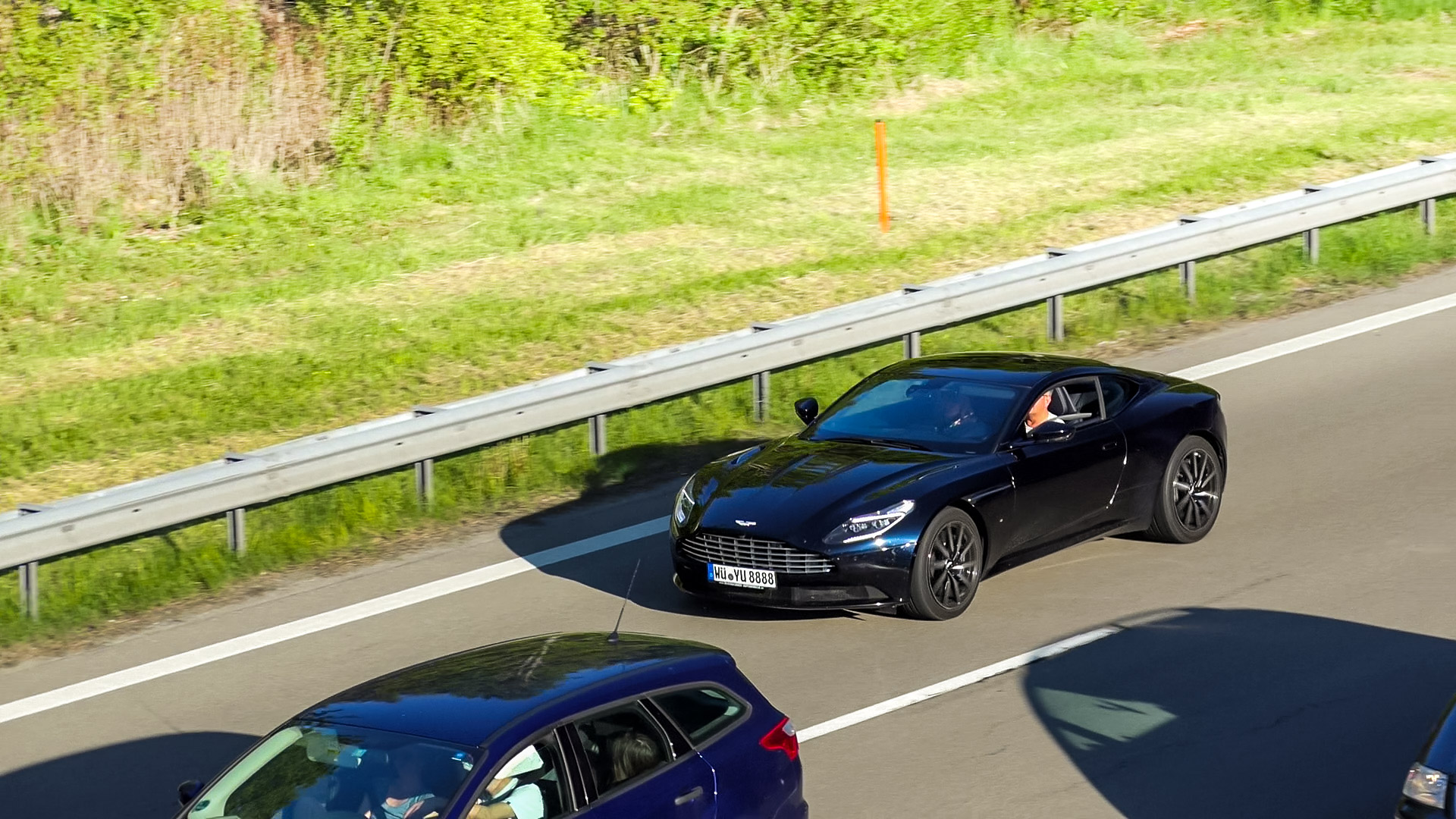 Aston Martin DB11 - WÜ-YU8888