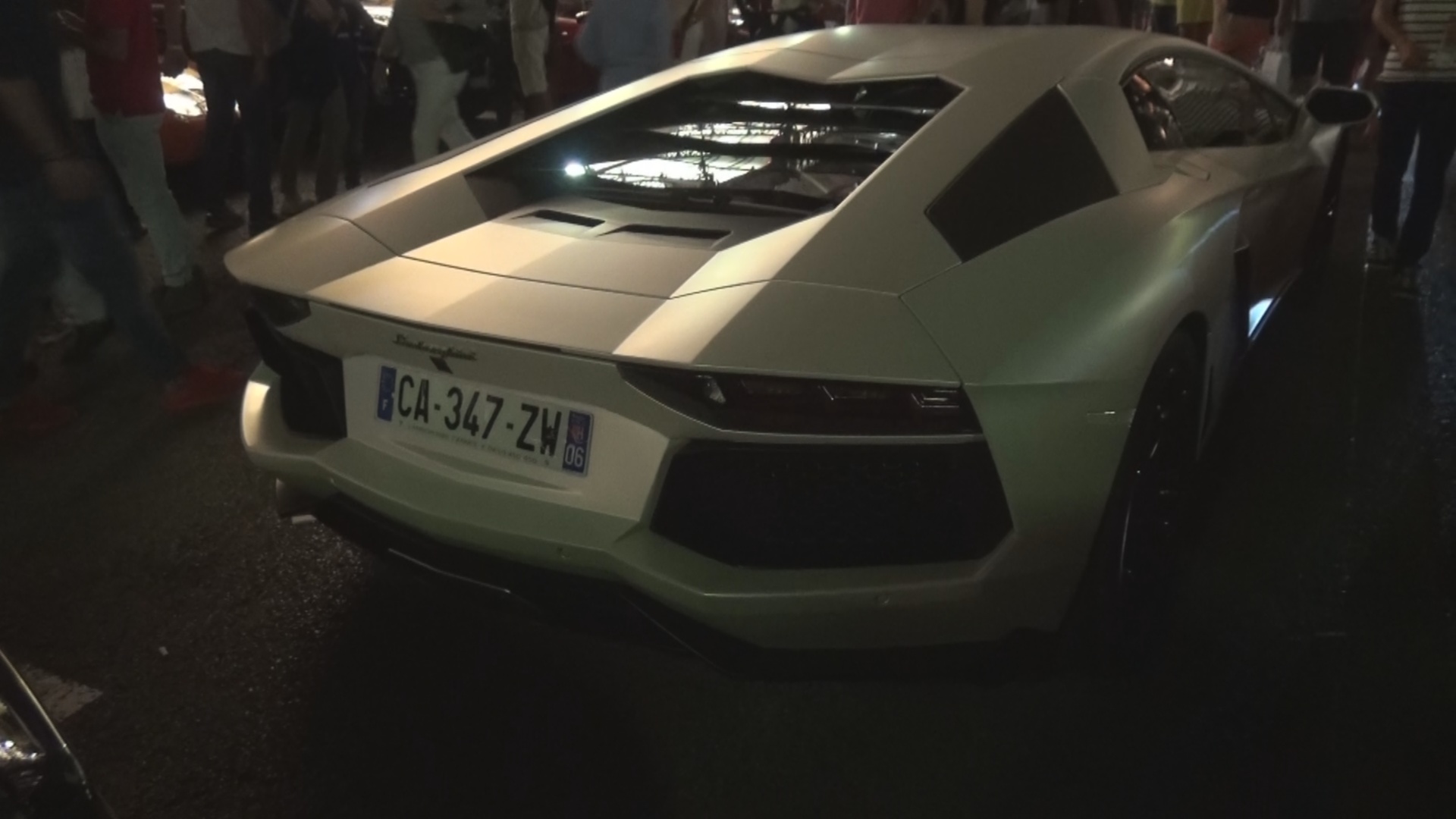 Lamborghini Aventador LP700-4 - CA347ZW (FRA)