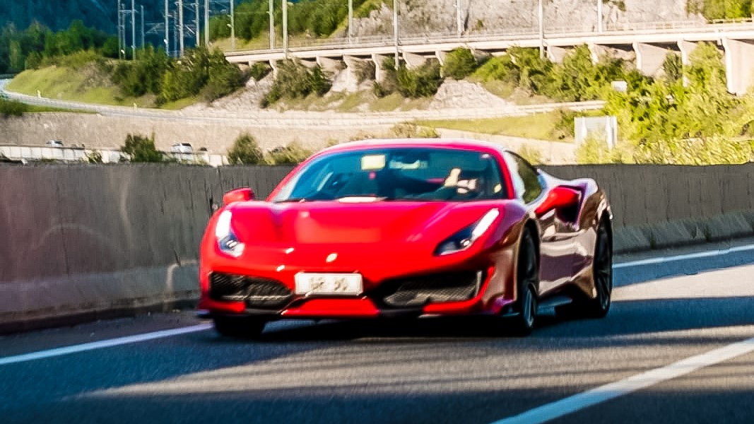 Ferrari 488 Pista - GR30 (CH)