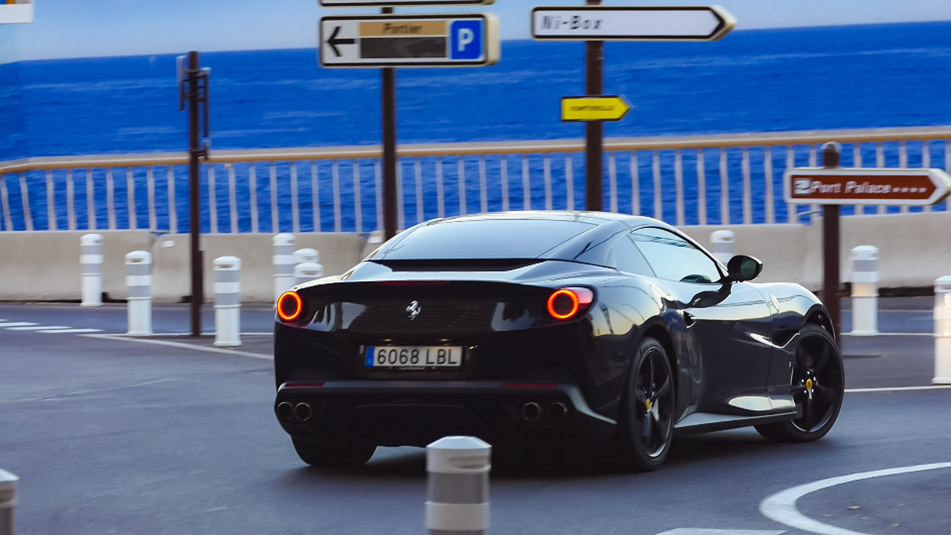 Ferrari Portofino - 6068-LBL (ESP)