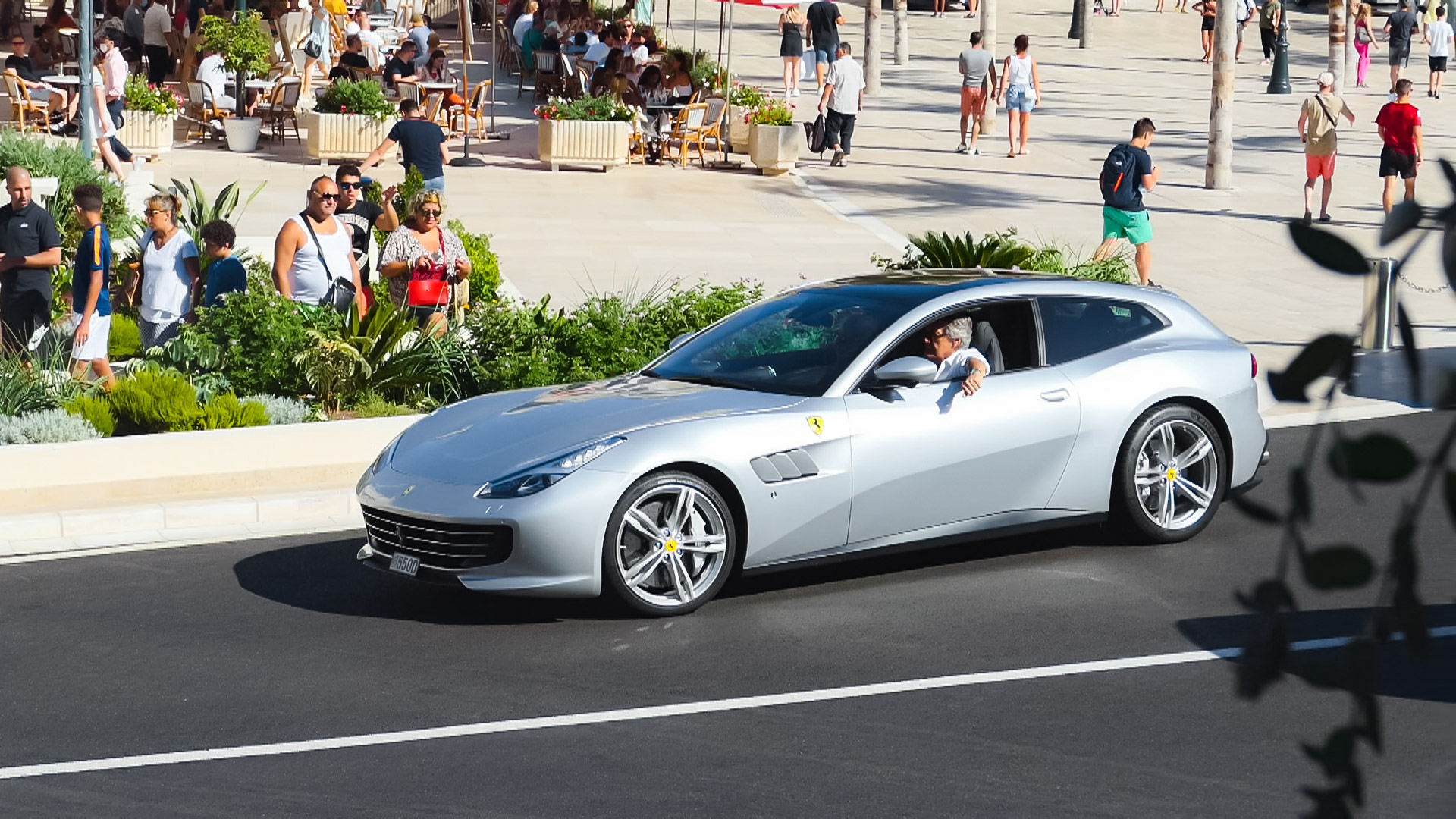 Ferrari GTC4 Lusso - 550D (MC)