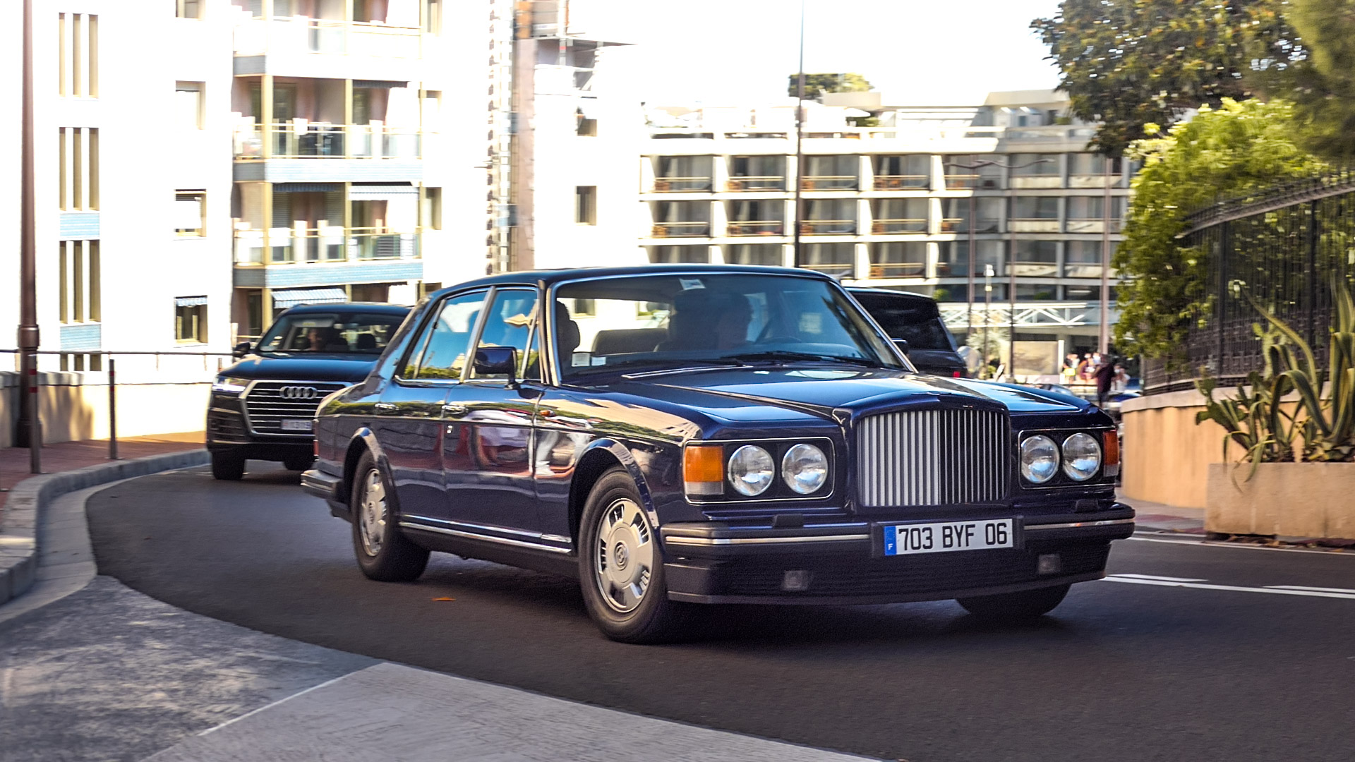 Bentley Mulsanne - 703BYF06 (FRA)