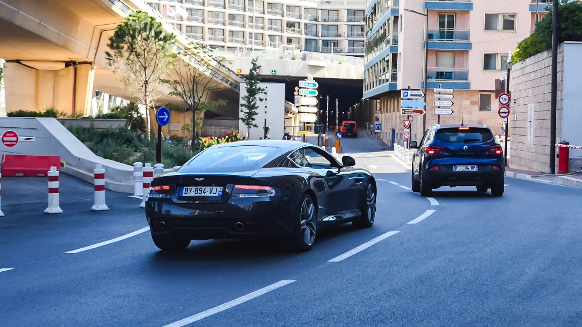 Aston Martin DB9 GT - BY894VJ-75 (FRA)