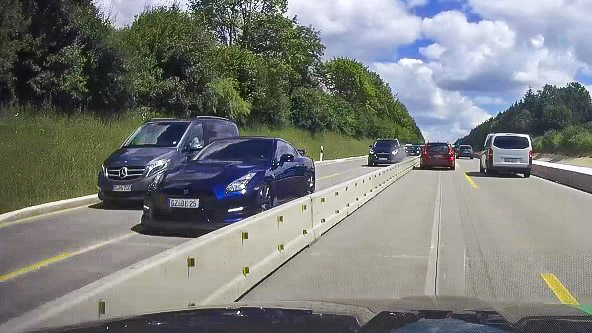 Nissan GTR - GZ-BG25