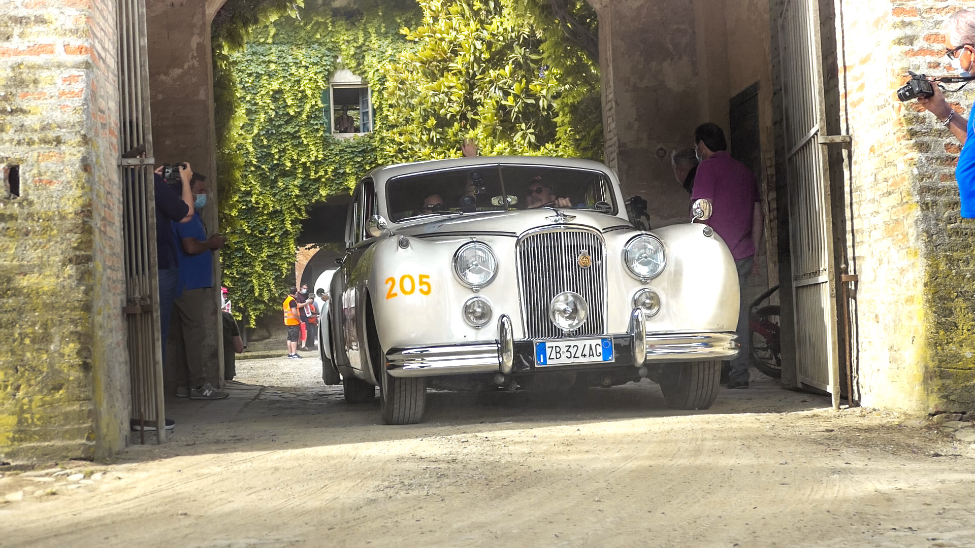 Jaguar Mark VII - ZB-324AG (ITA)