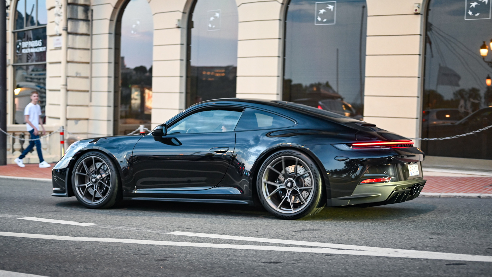 Porsche 992 GT3 Touring - 882S (MC)