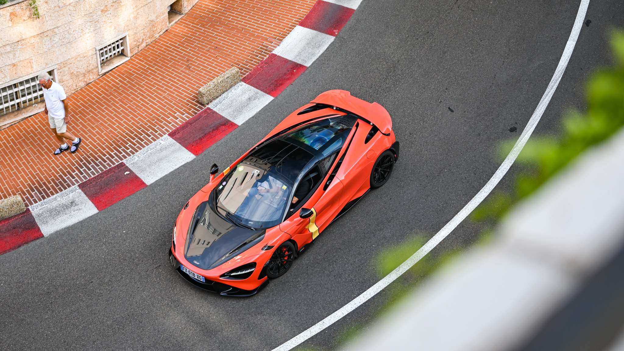 McLaren 765 LT - FX018XG-74 (FRA)