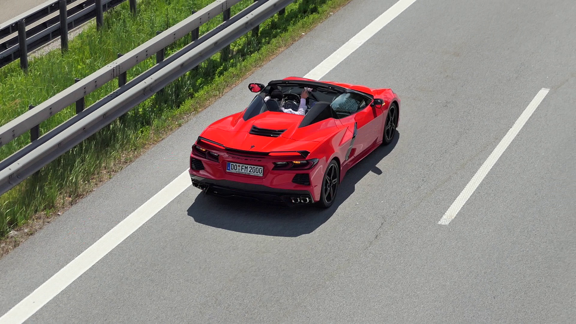 Chevrolet Corvette C8 - DO-FM2000