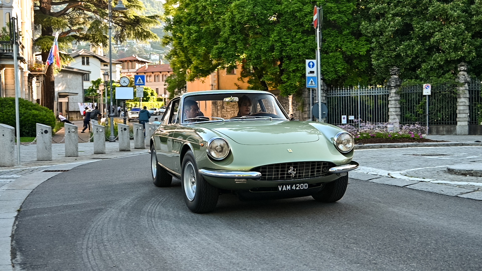 Ferrari 330 GTC - VAM420D (GB)