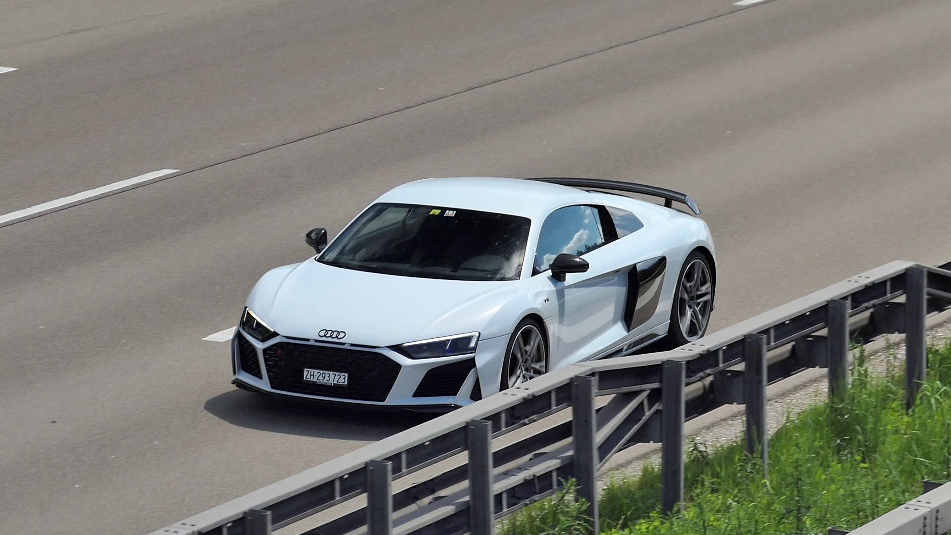 Audi R8 V10 - ZH293723 (CH)