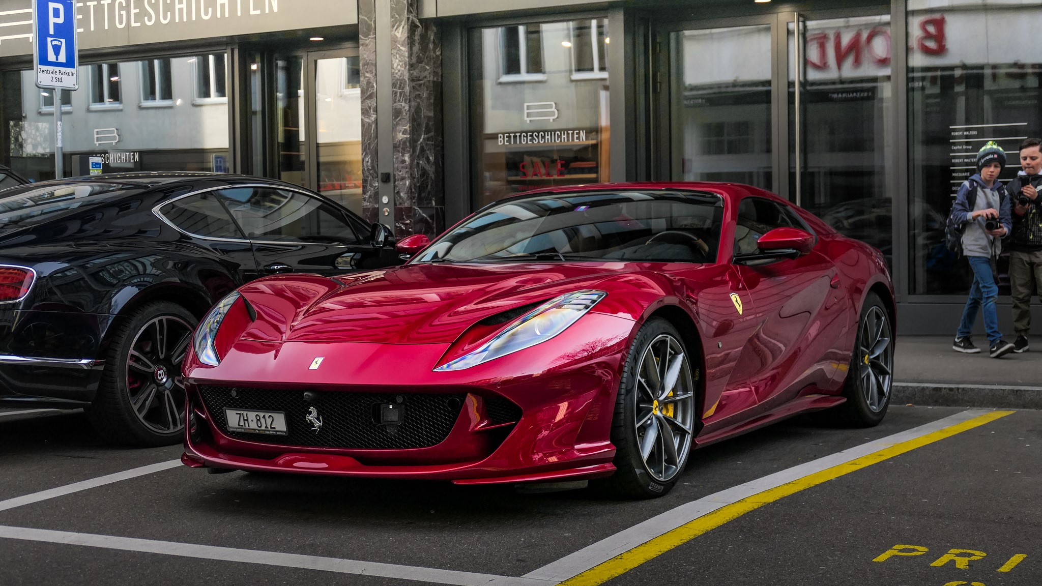 Ferrari 812 Superfast - ZH812 (CH)