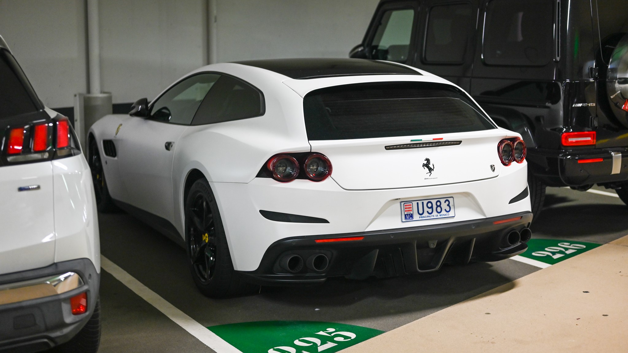 Ferrari GTC4 Lusso - U983 (MC)