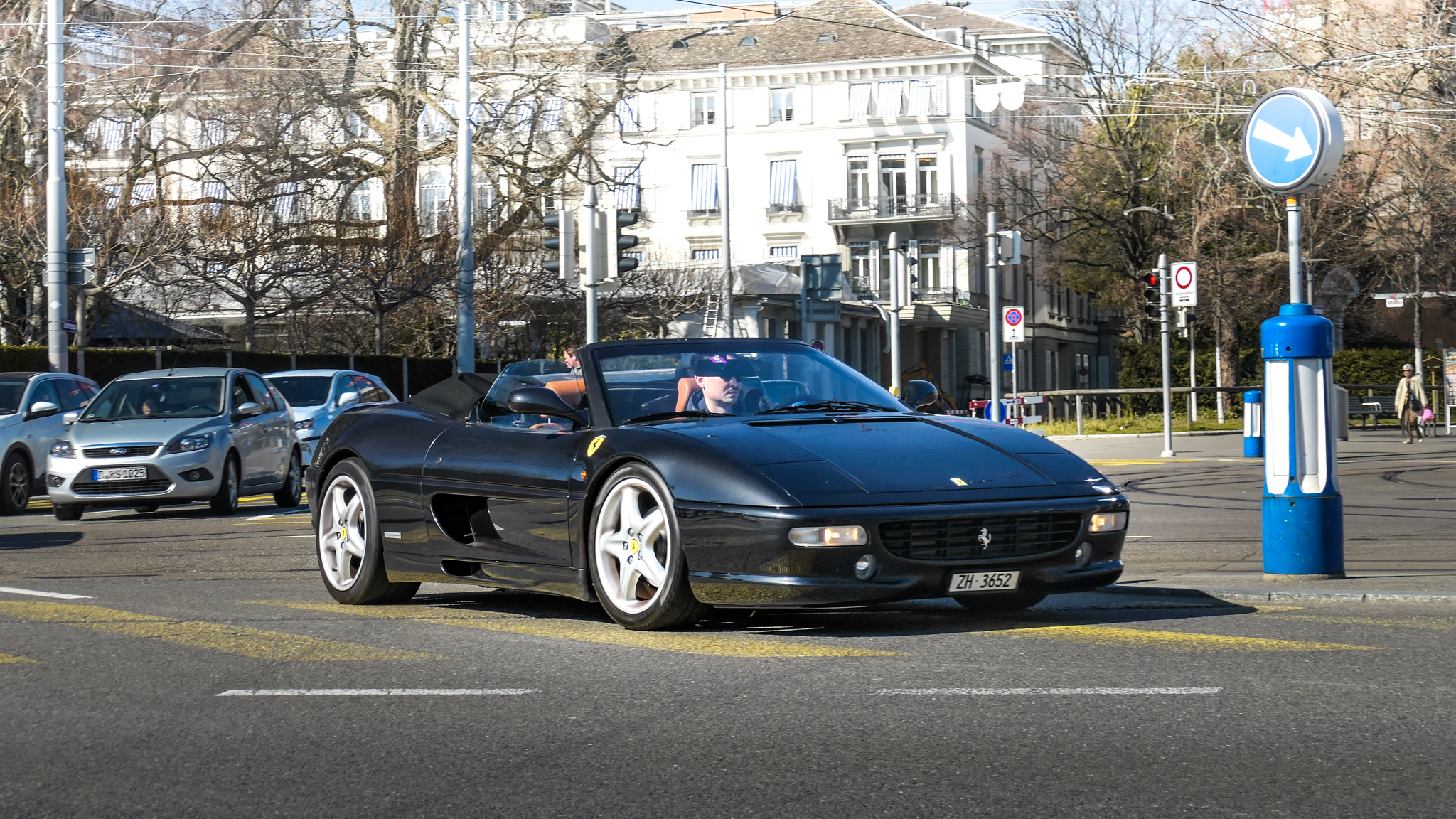 Ferrari F355 Spider - ZH3652 (CH)