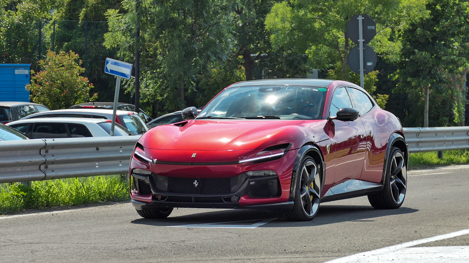 Ferrari Purosangue - A0P0KT8 (ITA)