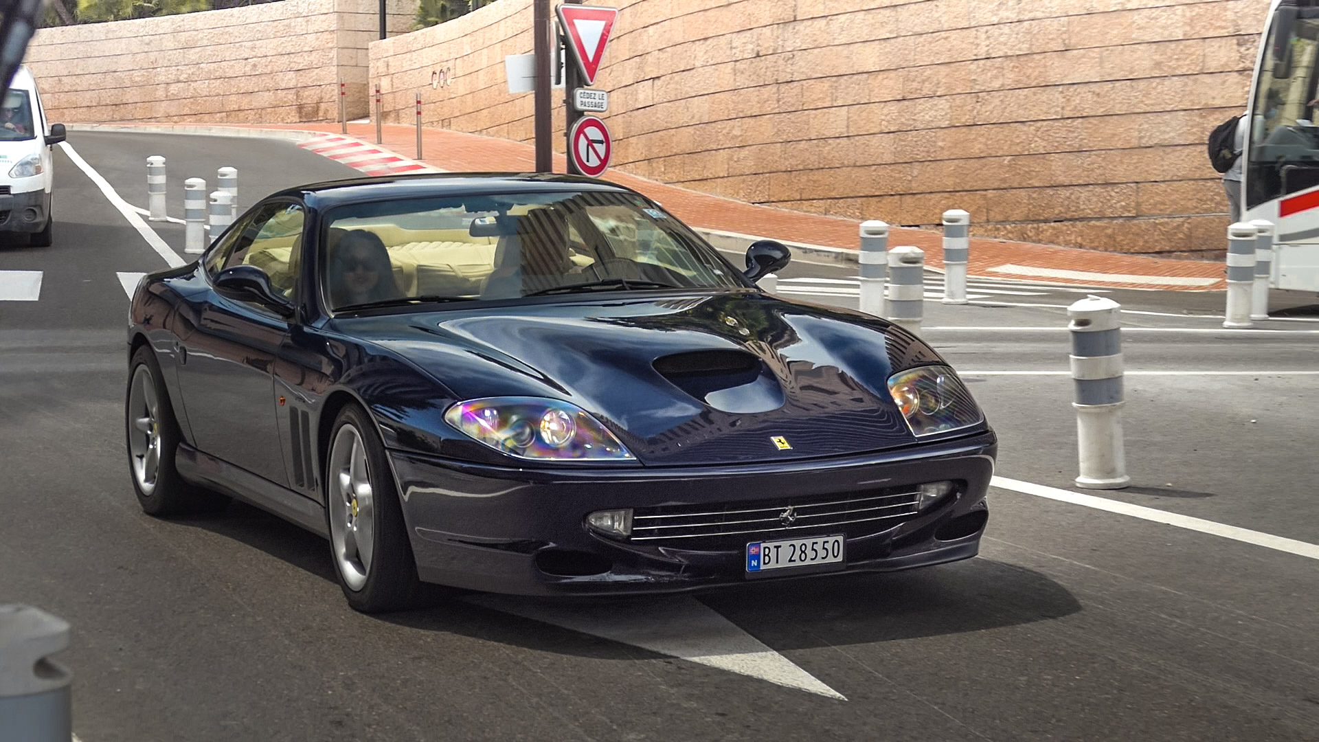Ferrari 550 Maranello - BT28550 (NOR)